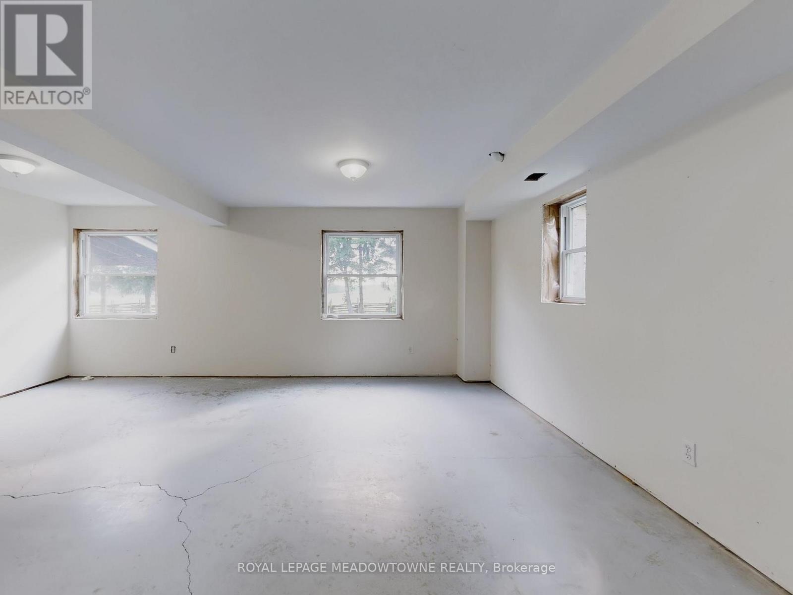 












4958 WELLINGTON ROAD 125

,
Erin,




Ontario
L7J2L9

