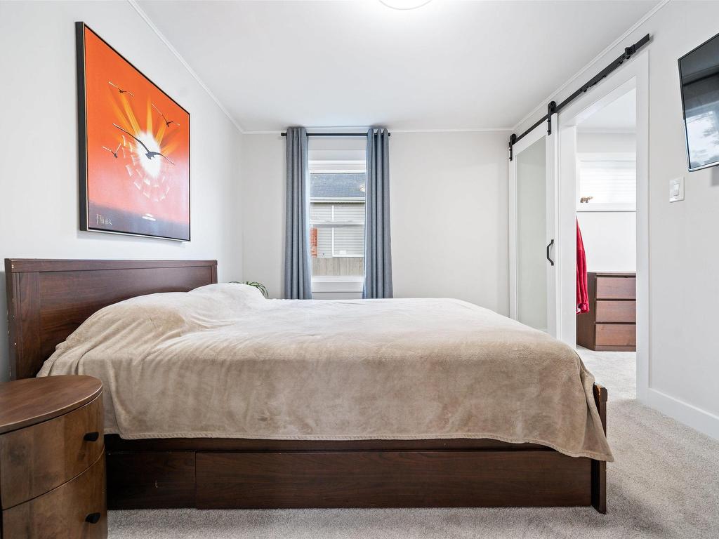 












23 Levis Street

,
Halifax,




NS
B3R 1M1

