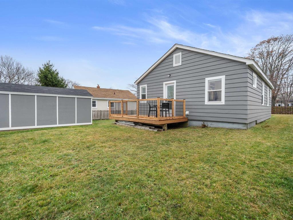 












23 Levis Street

,
Halifax,




NS
B3R 1M1

