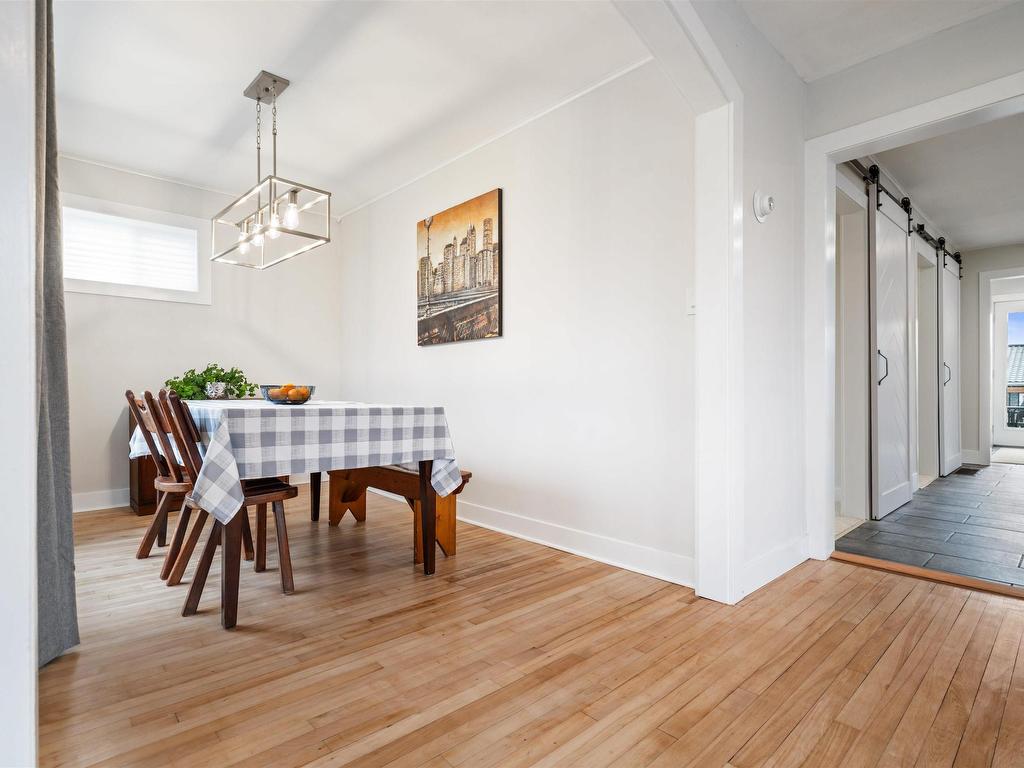 












23 Levis Street

,
Halifax,




NS
B3R 1M1

