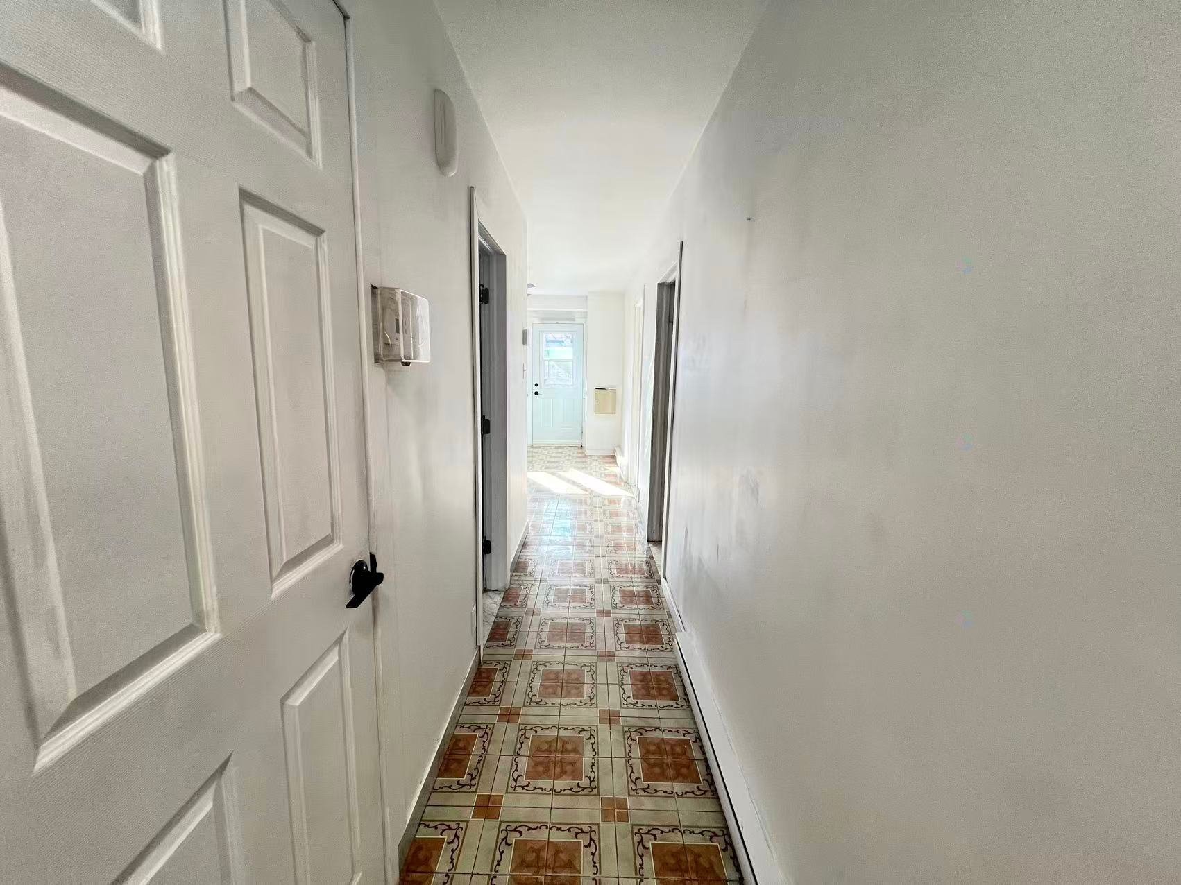 









6617


Rue Mazarin

,
Montréal (Le Sud-Ouest),




QC
H4E2X6

