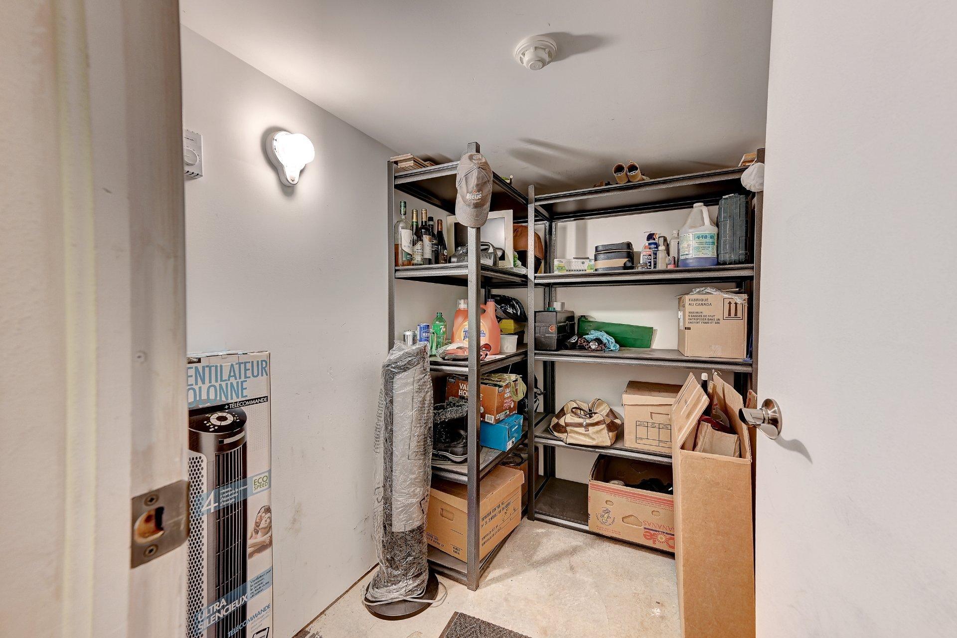 









8235


Rue de Londres

, 1,
Brossard,




QC
J4Y0L5

