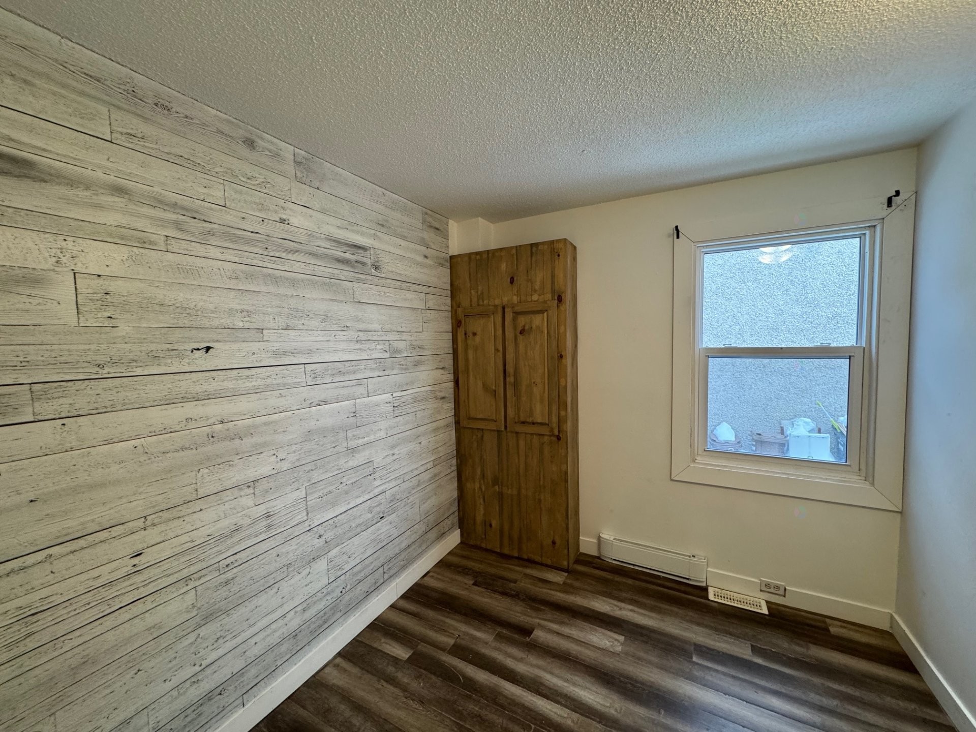 









94


Rue St-Étienne

,
Gatineau (Hull),




QC
J8X1J6

