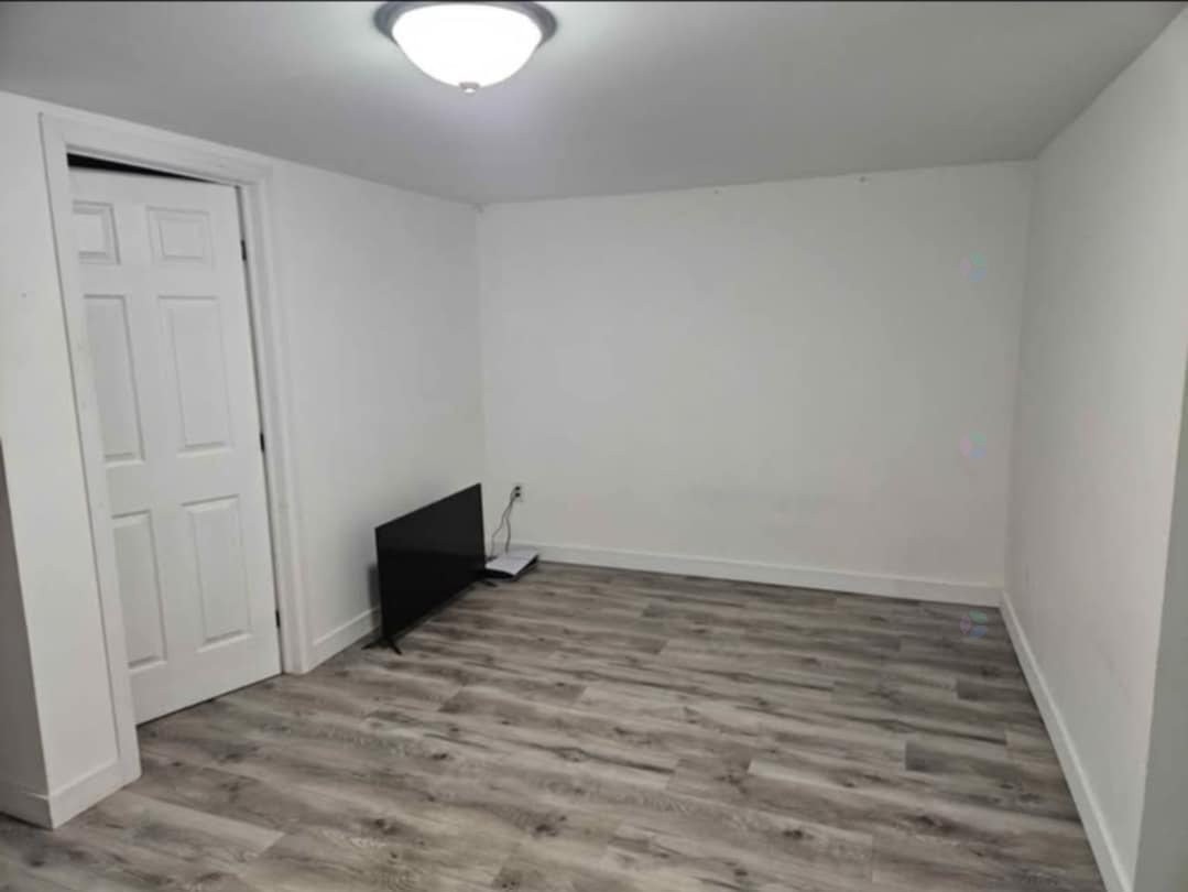 









94


Rue St-Étienne

,
Gatineau (Hull),




QC
J8X1J6

