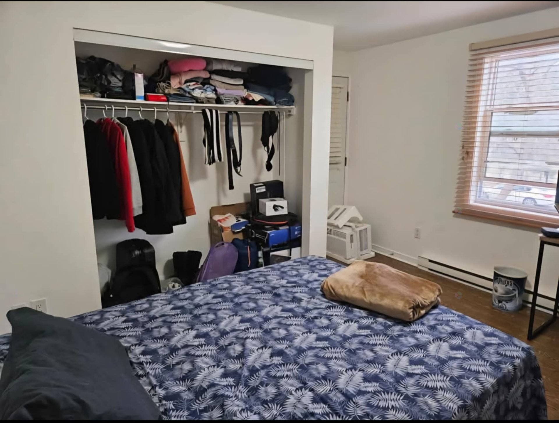 









94


Rue St-Étienne

,
Gatineau (Hull),




QC
J8X1J6

