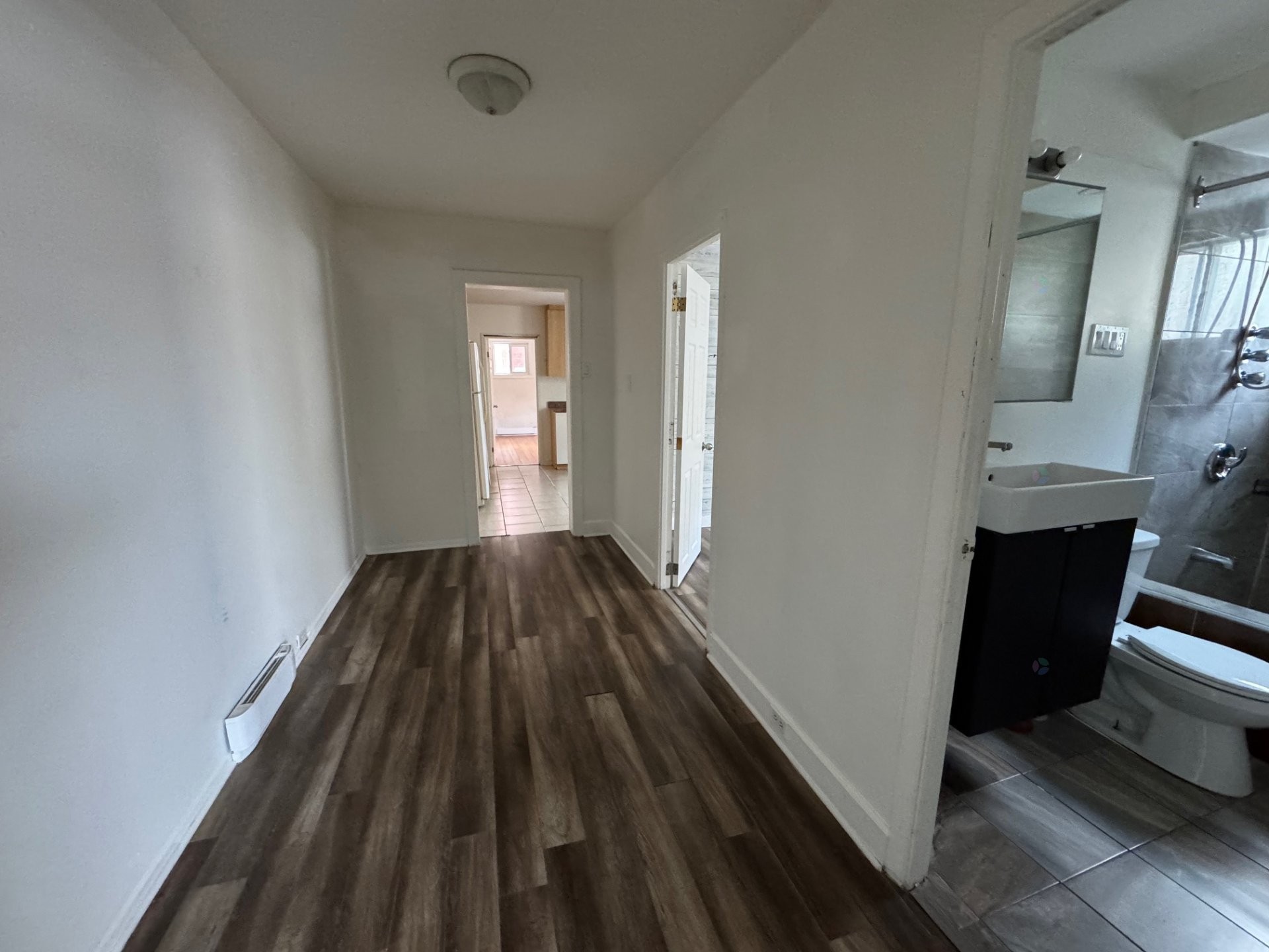 









94


Rue St-Étienne

,
Gatineau (Hull),




QC
J8X1J6

