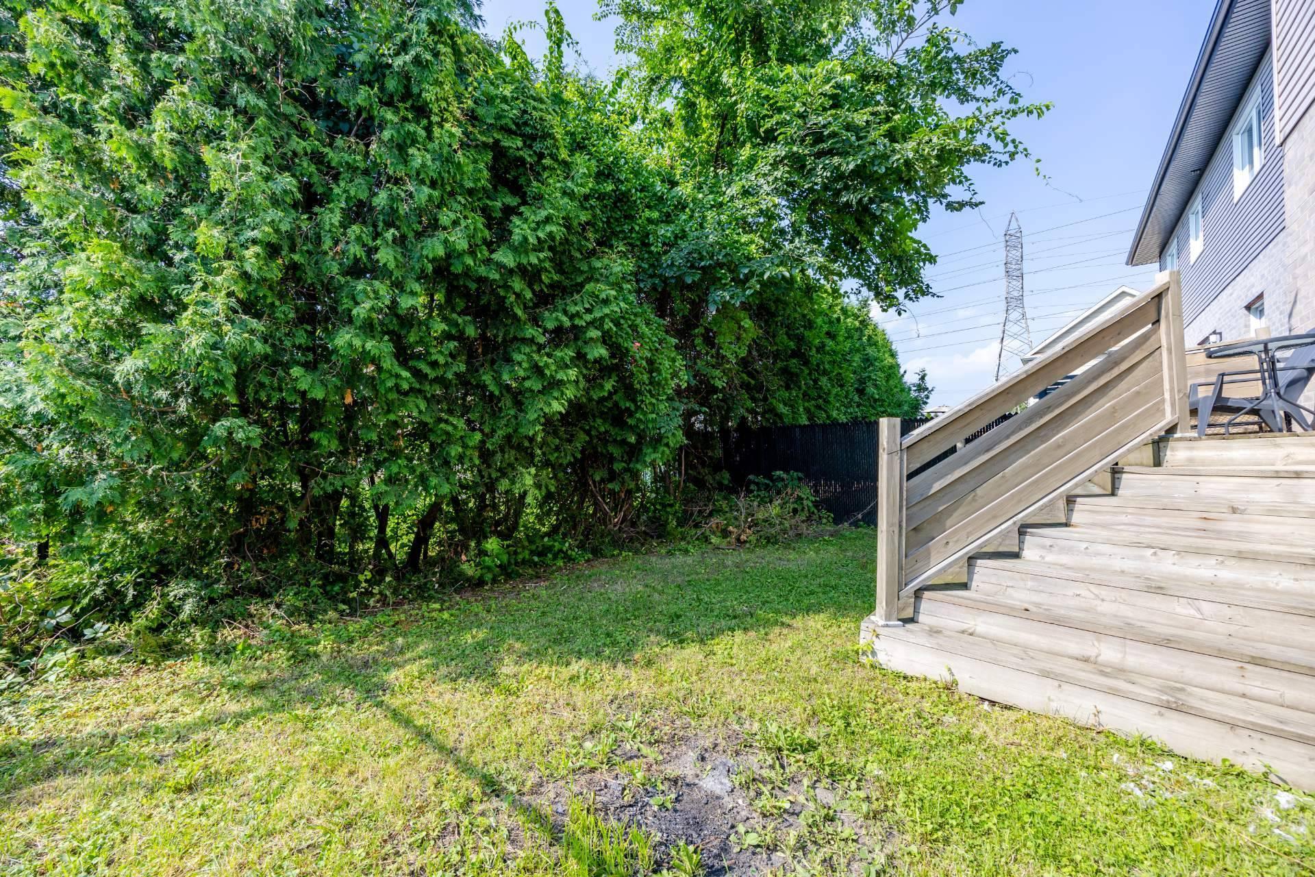 









5925


Rue Alexandre

,
Brossard,




QC
J3W2G4

