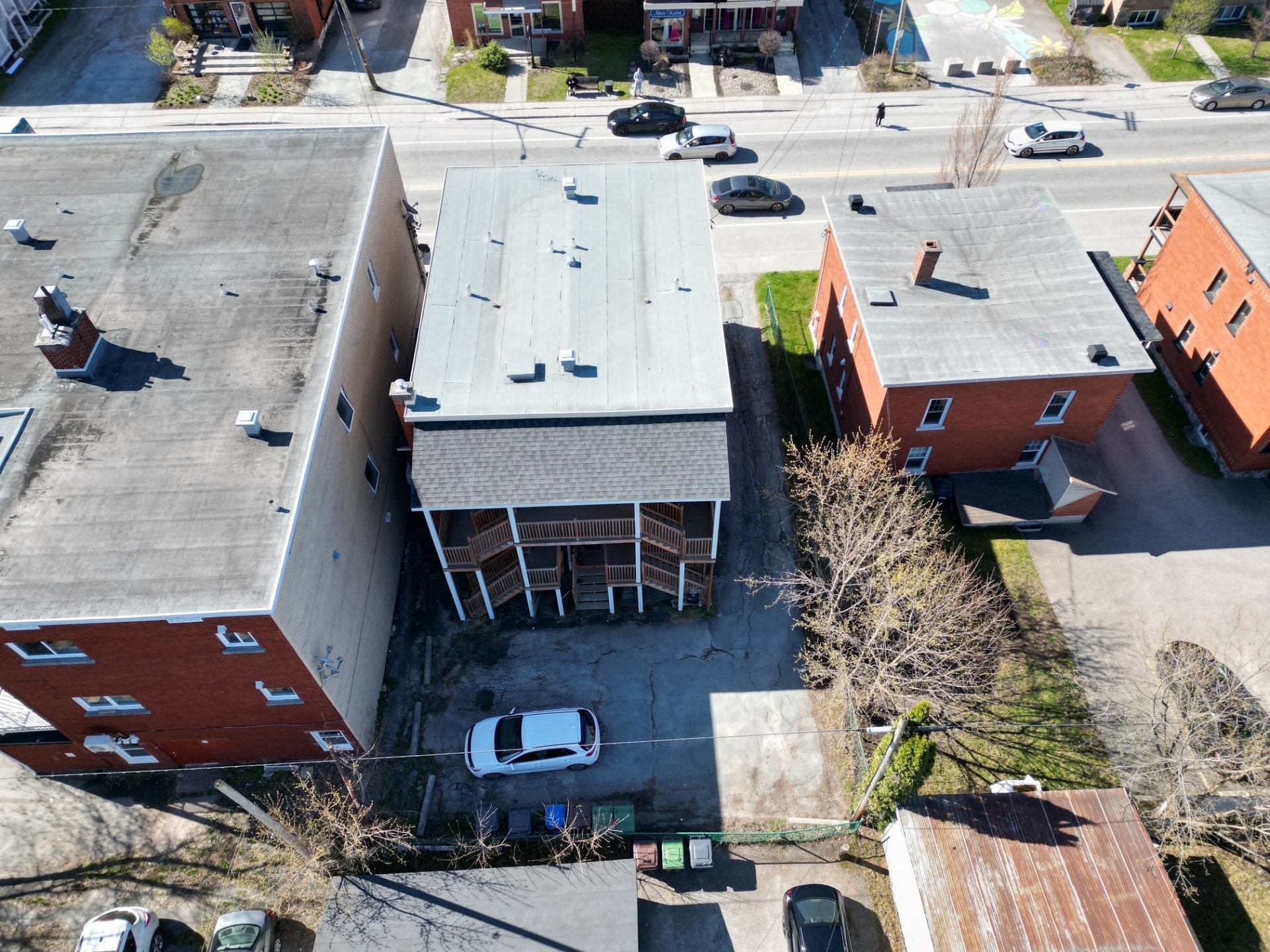 









523Z

 - 531Z


Rue King E.

,
Sherbrooke (Fleurimont),




QC
J1G1B6

