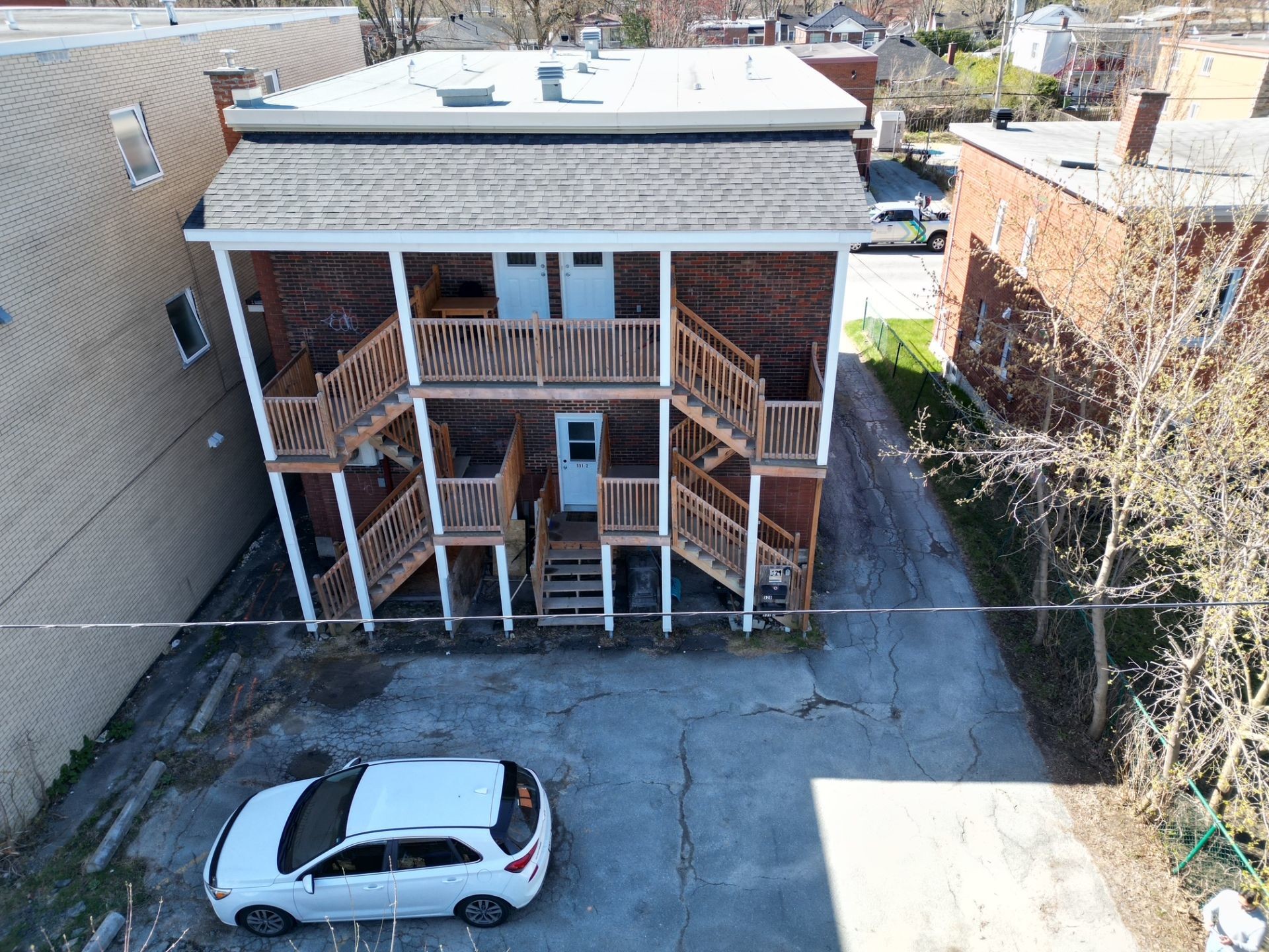 









523Z

 - 531Z


Rue King E.

,
Sherbrooke (Fleurimont),




QC
J1G1B6

