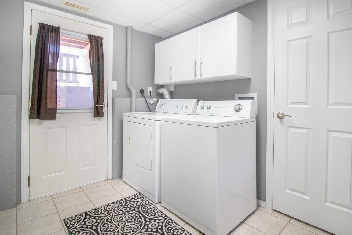 









1310


Mary

Court,
Kelowna,




BC
V1X 5V3

