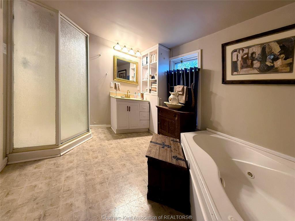 









21


Albert

Avenue,
Ridgetown,




ON
N0P 2C0

