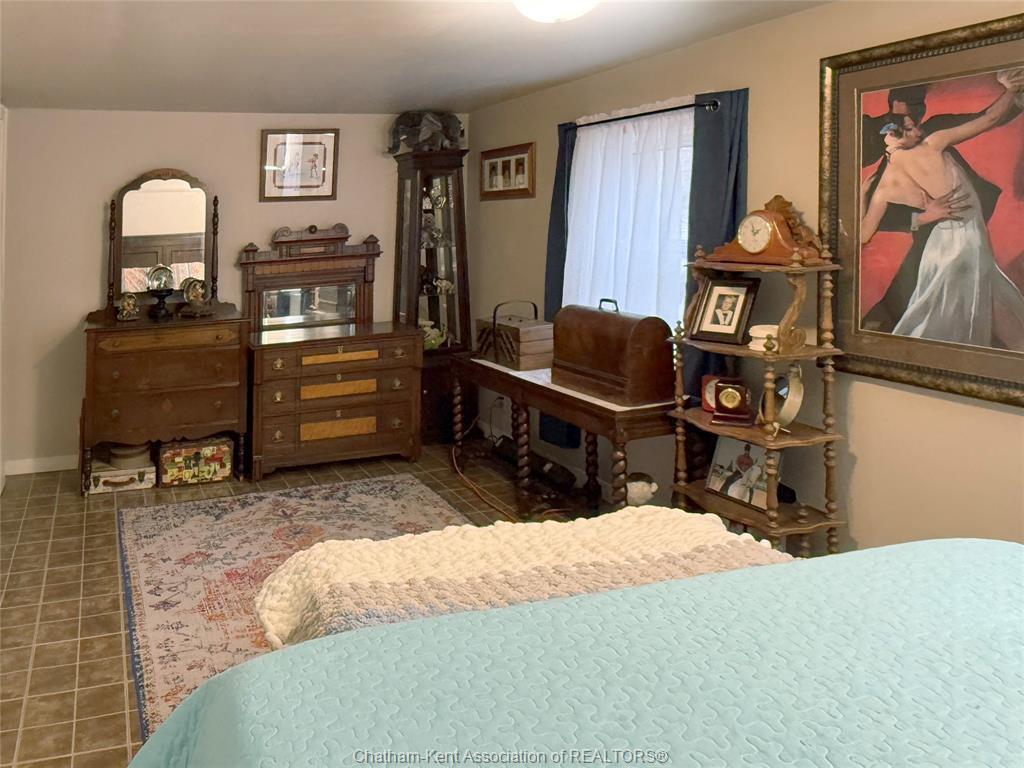 









21


Albert

Avenue,
Ridgetown,




ON
N0P 2C0

