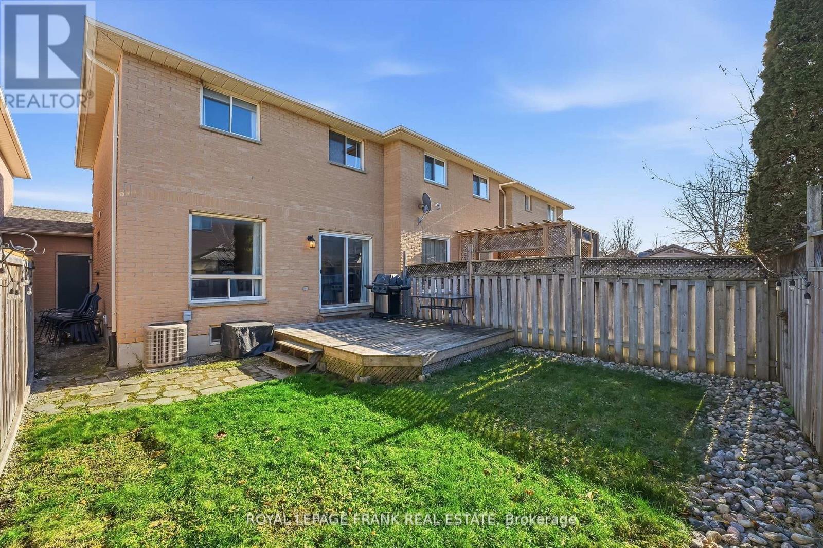 












6 SHORT CRESCENT

,
Clarington (Courtice),




Ontario
L1E2Z5

