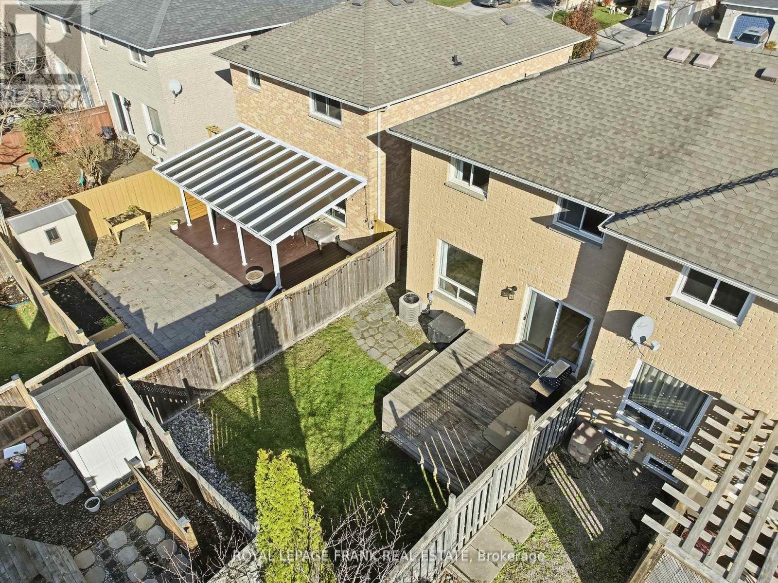 












6 SHORT CRESCENT

,
Clarington (Courtice),




Ontario
L1E2Z5

