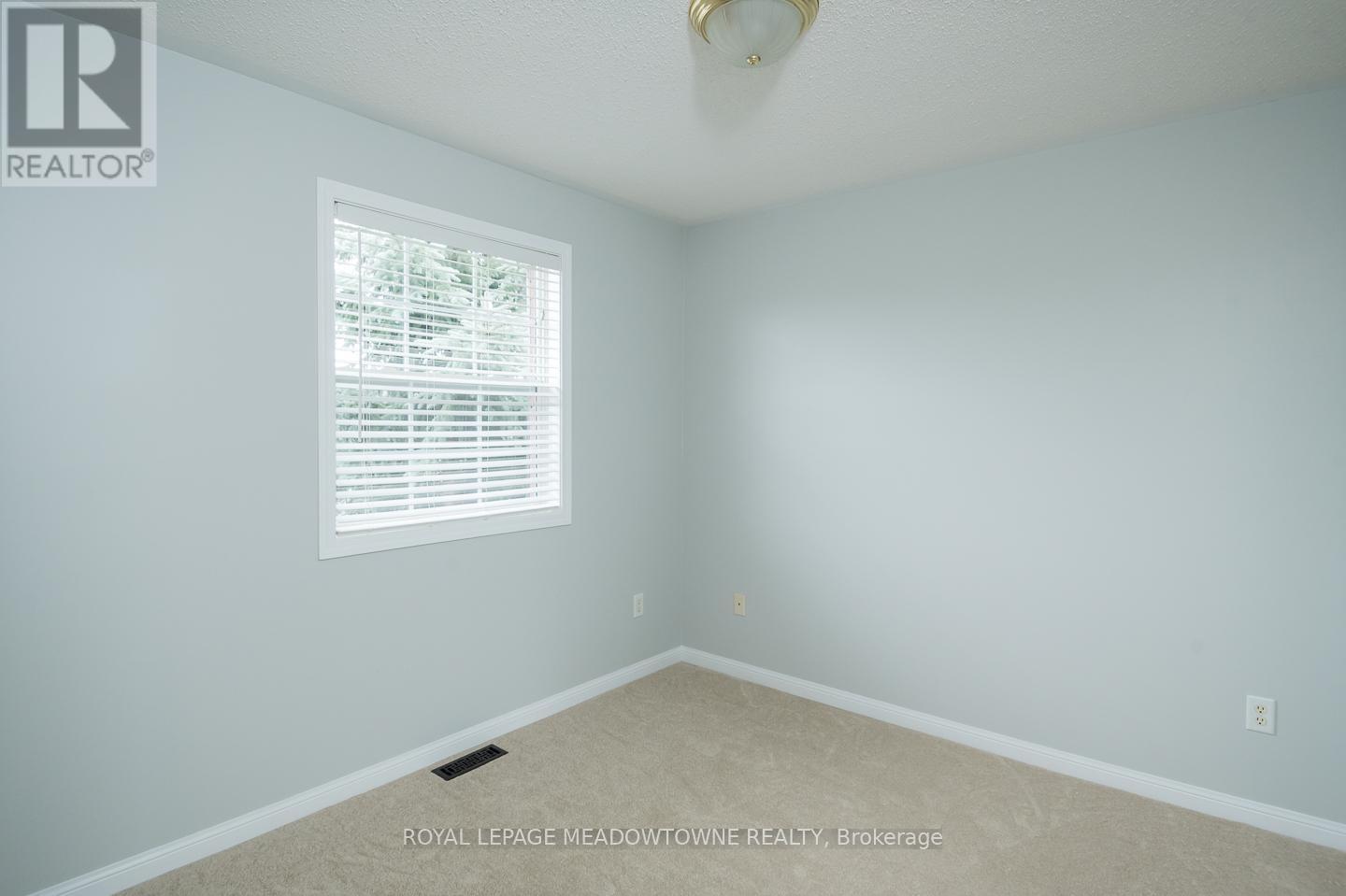 












833 WATSON TERRACE

,
Milton,




Ontario
L9T5Z8

