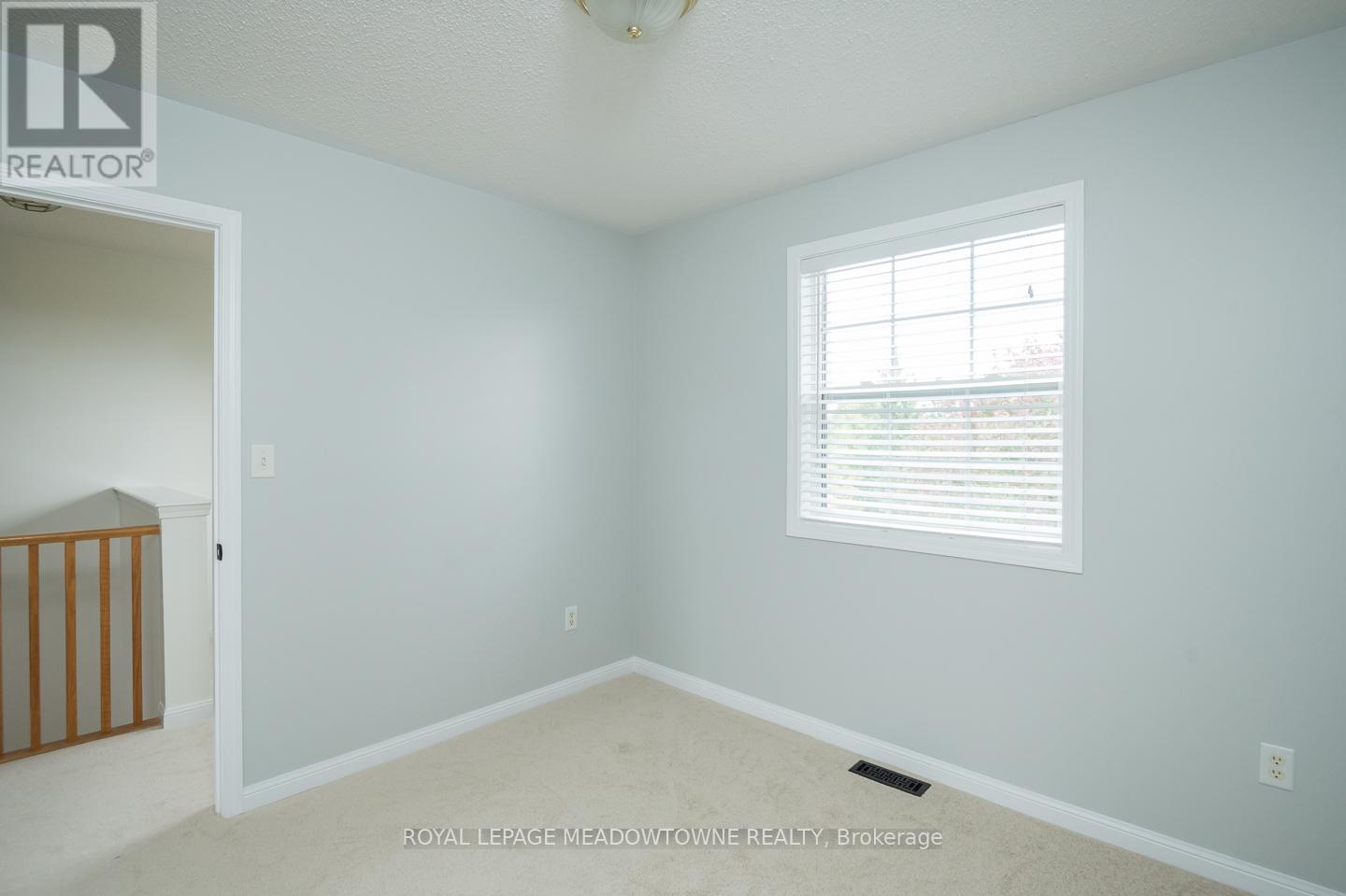 












833 WATSON TERRACE

,
Milton,




Ontario
L9T5Z8

