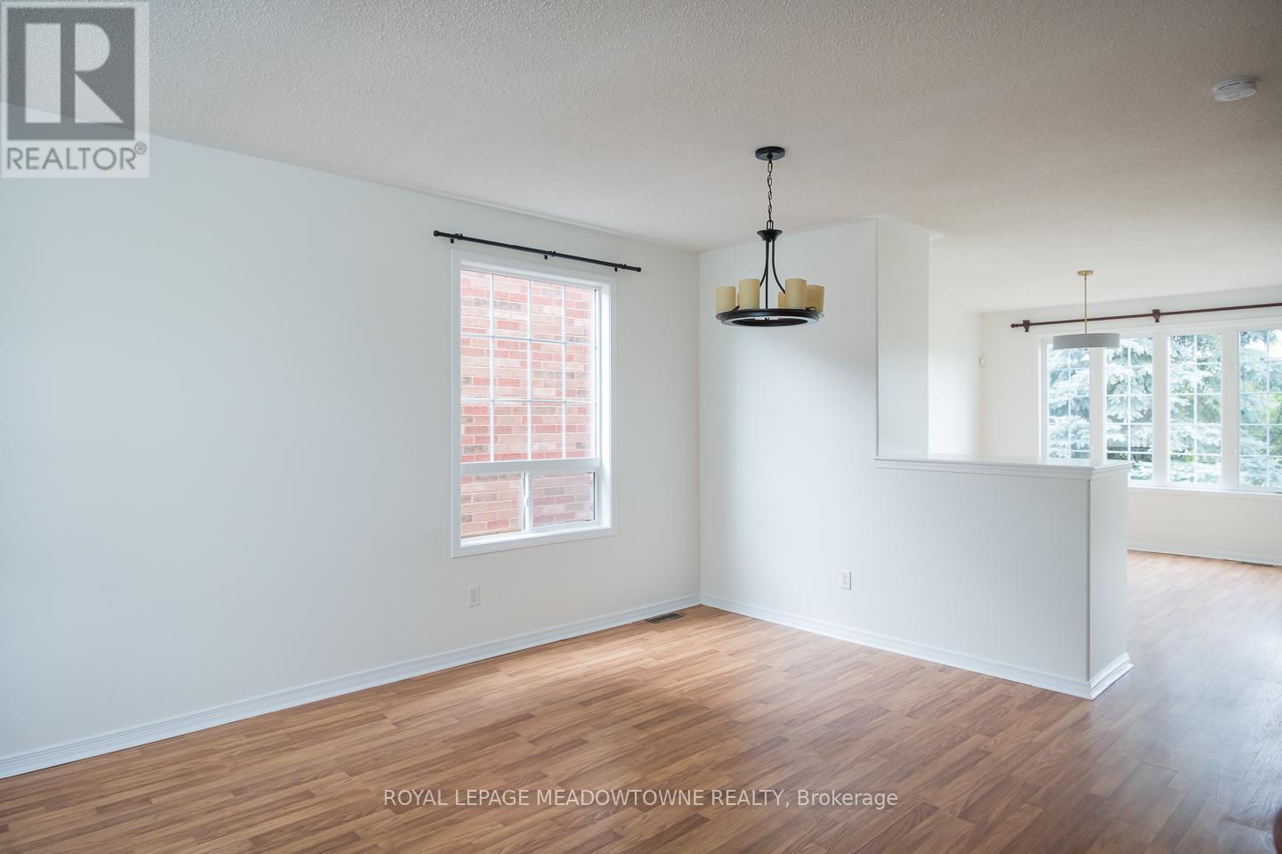 












833 WATSON TERRACE

,
Milton,




Ontario
L9T5Z8

