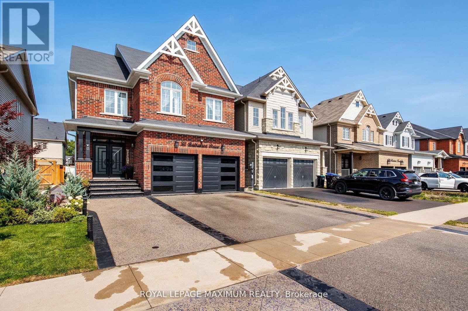 












32 BATTALION DRIVE

,
Essa,




Ontario
L0M1B4

