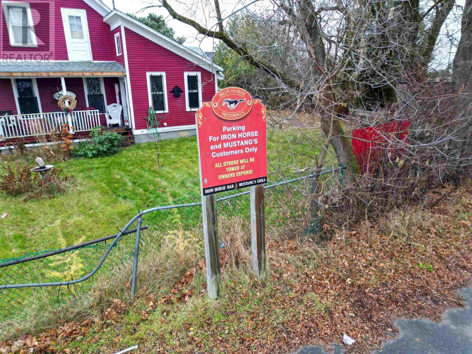 












24 WOODWARD|10 MURRAY STREET PARKING LOT

,
Blind River,




Ontario
P0R1B0

