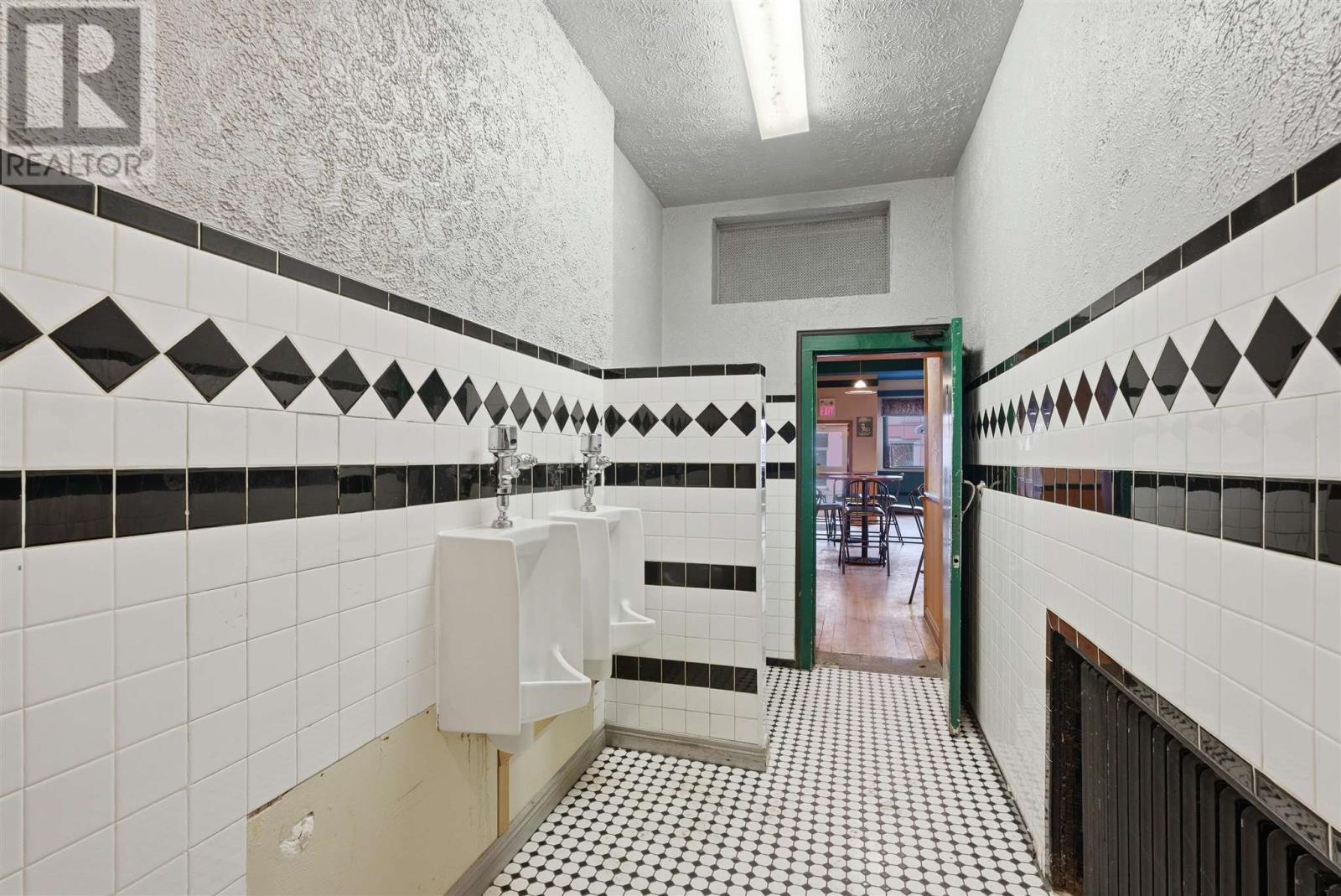 












24 WOODWARD|10 MURRAY STREET PARKING LOT

,
Blind River,




Ontario
P0R1B0

