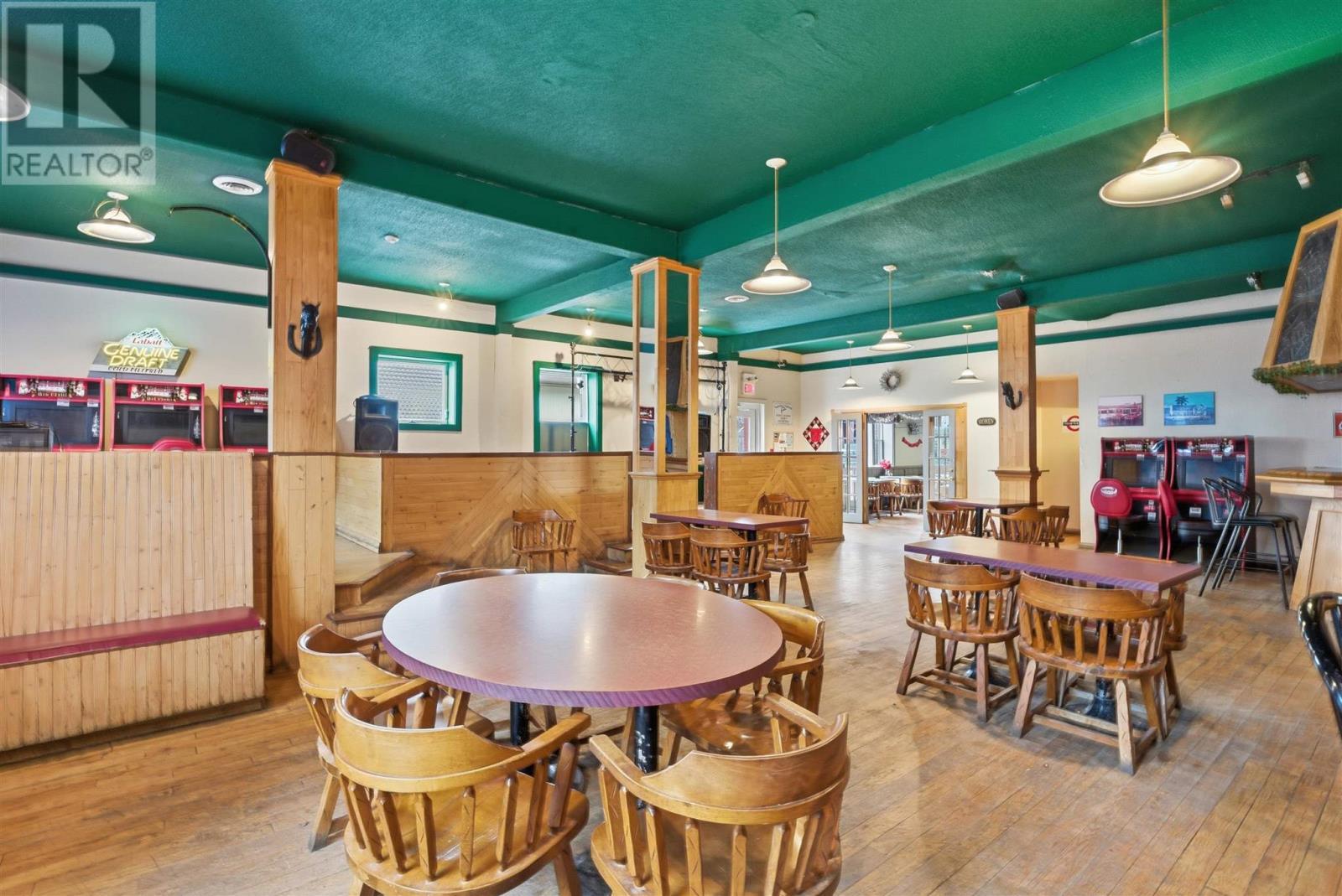 












24 WOODWARD|10 MURRAY STREET PARKING LOT

,
Blind River,




Ontario
P0R1B0

