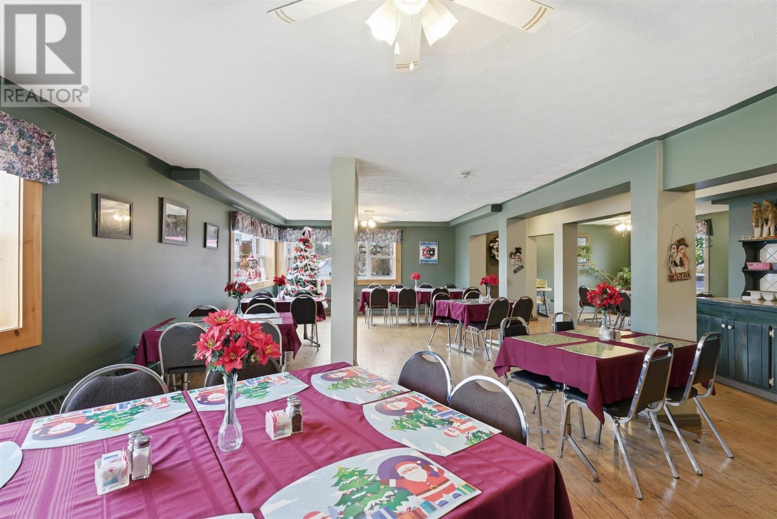 












24 WOODWARD|10 MURRAY STREET PARKING LOT

,
Blind River,




Ontario
P0R1B0

