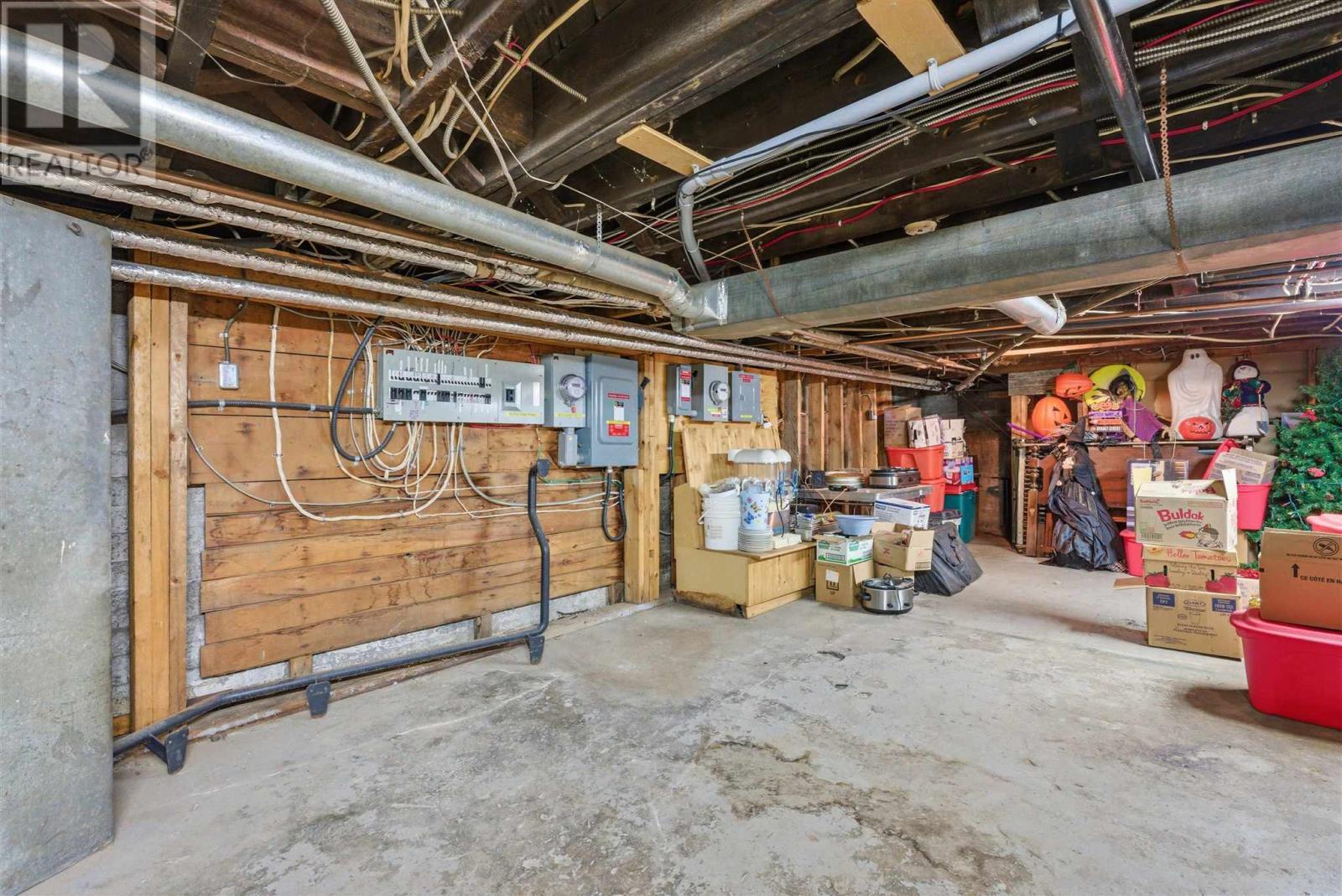 












24 WOODWARD|10 MURRAY STREET PARKING LOT

,
Blind River,




Ontario
P0R1B0

