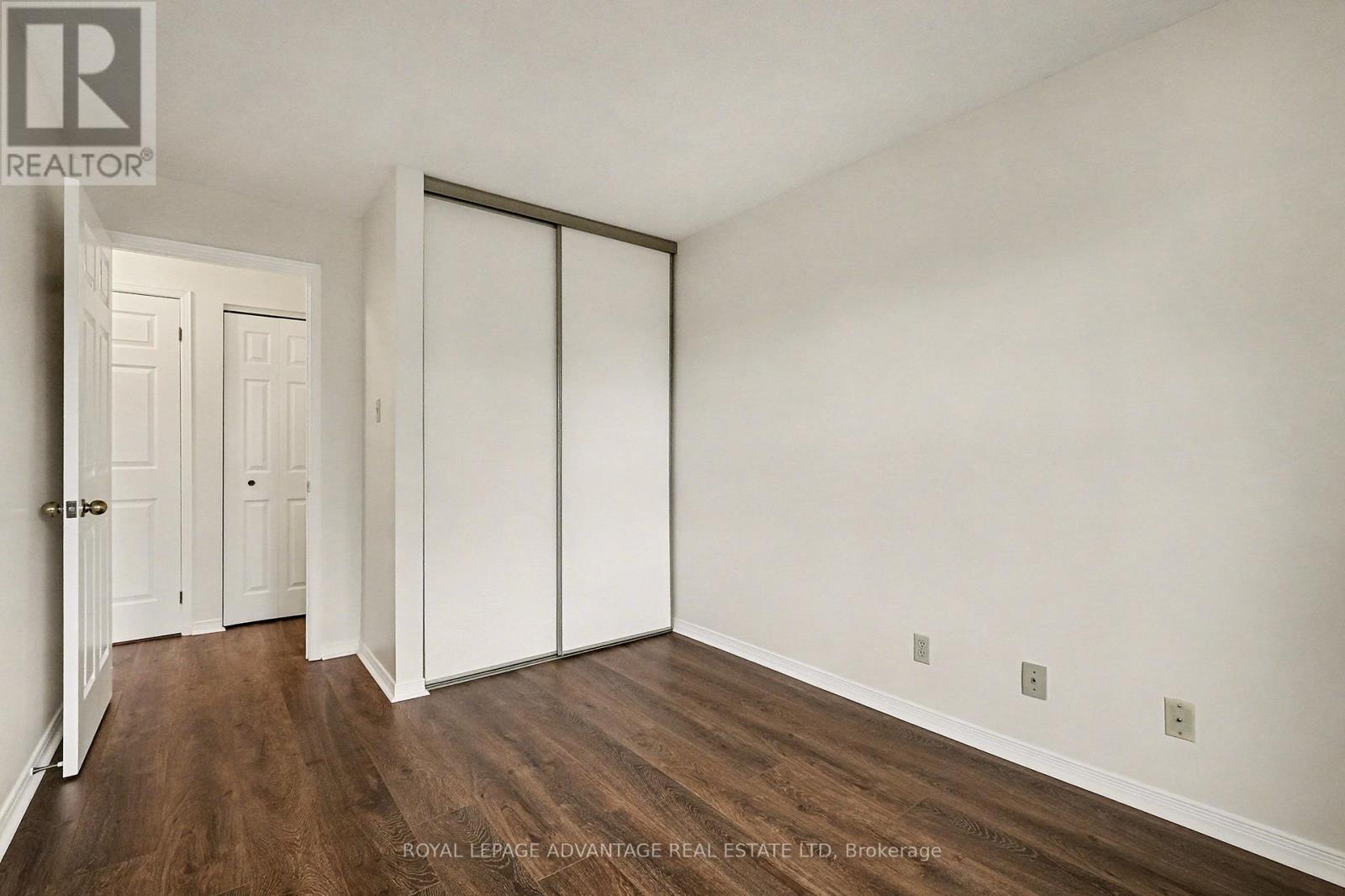 












205 - 40 PEARL STREET

,
Smiths Falls,




Ontario
K7A5B5

