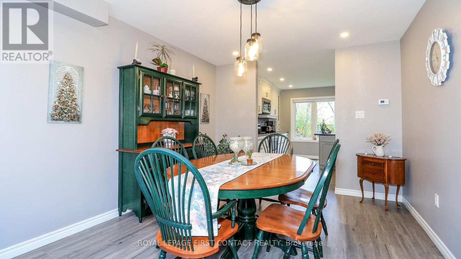 












133 BROWN STREET

,
Barrie,




Ontario
L4N7V7

