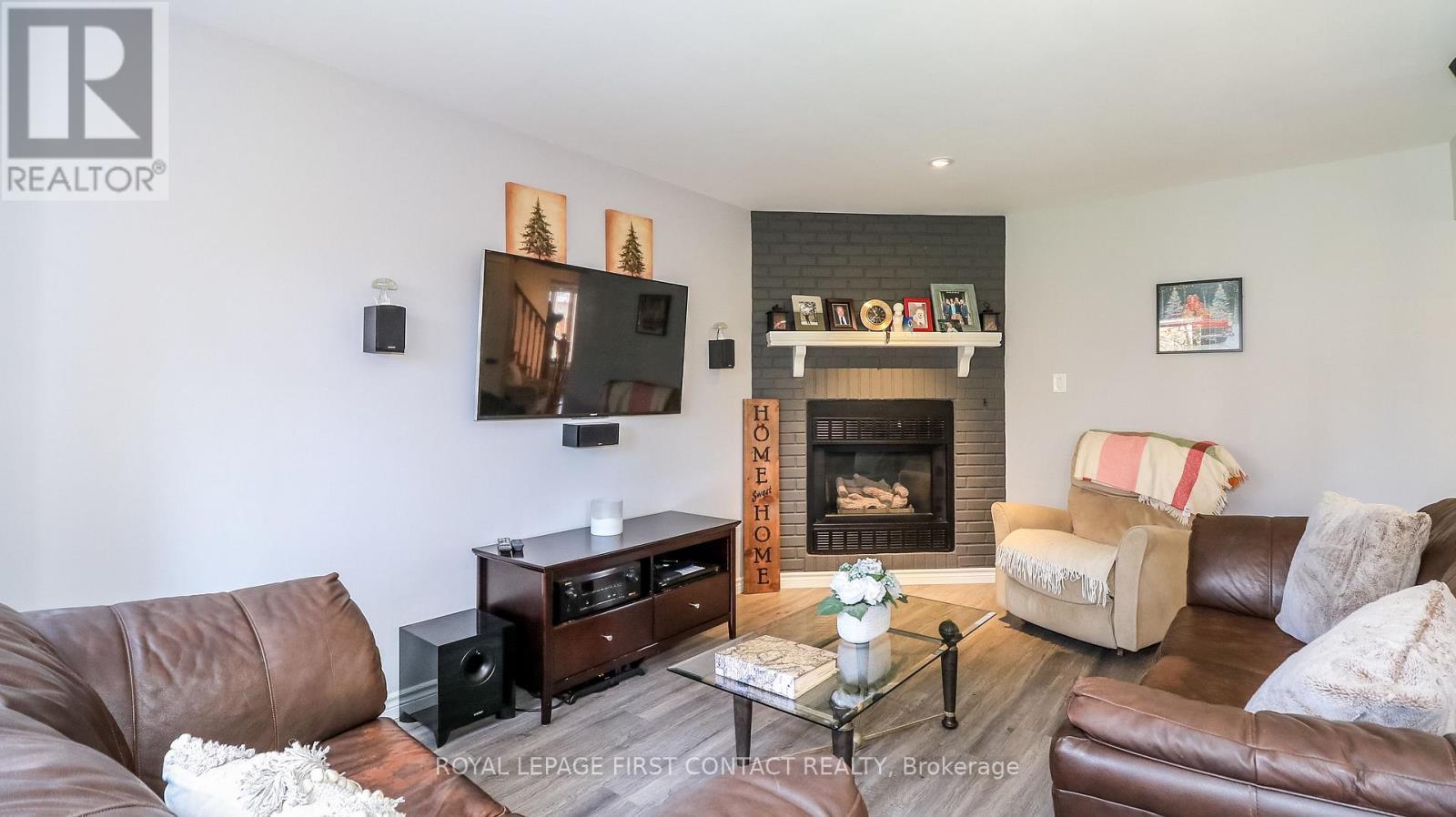 












133 BROWN STREET

,
Barrie,




Ontario
L4N7V7

