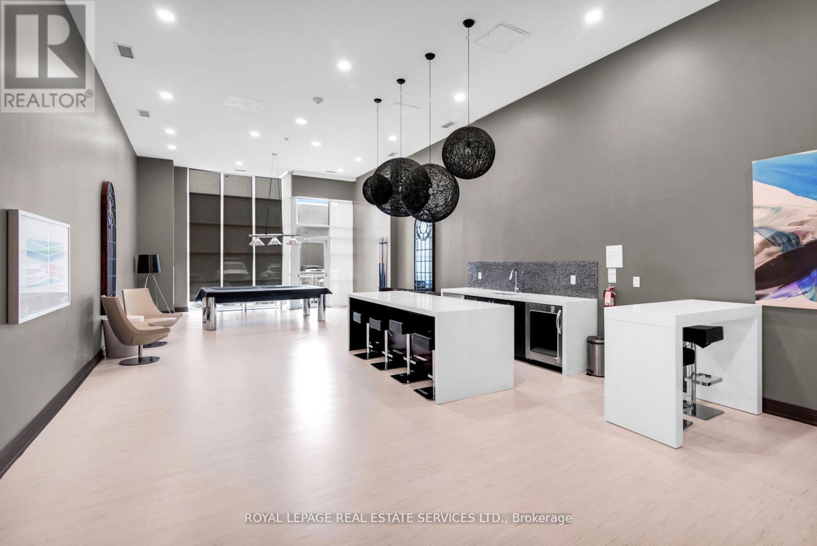 












502 - 125 WESTERN BATTERY ROAD

,
Toronto,




Ontario
M6K3R8

