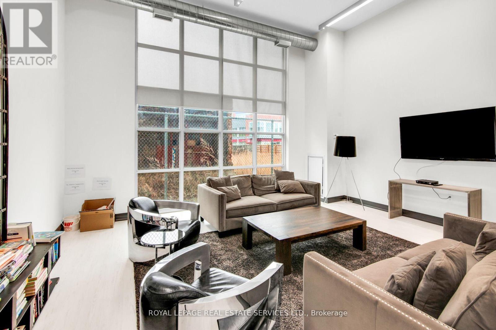 












502 - 125 WESTERN BATTERY ROAD

,
Toronto,




Ontario
M6K3R8

