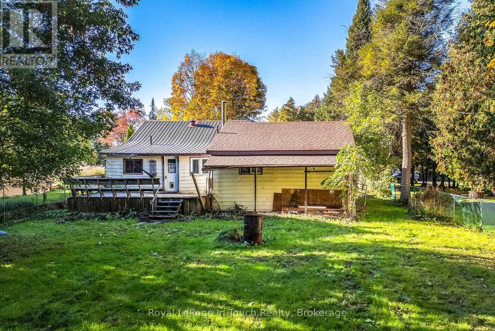 












77 KING ROAD

,
Tay (Waubaushene),




Ontario
L0K2C0

