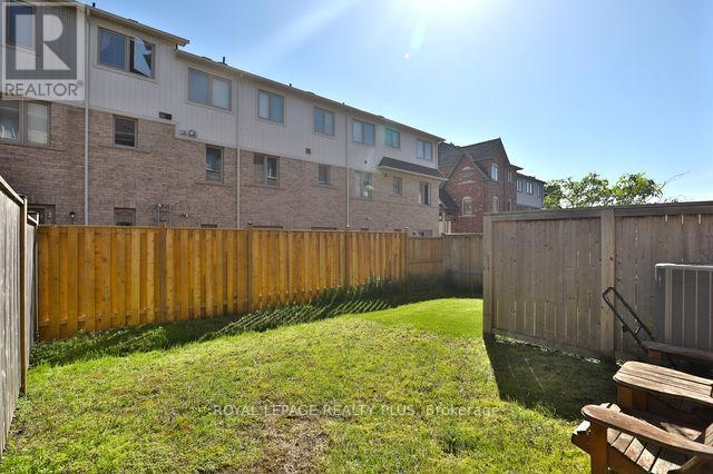 












57 - 2179 FIDDLERS WAY

,
Oakville,




Ontario
L6M0L6

