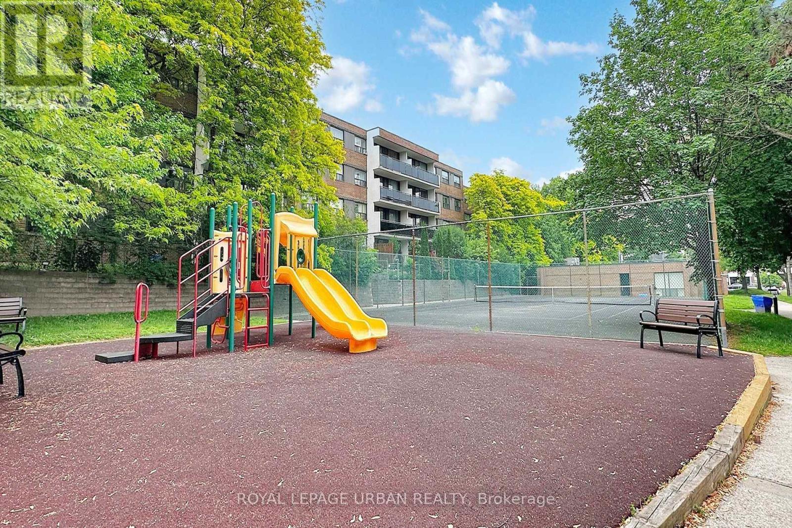 












102 - 20 SUNRISE AVENUE

,
Toronto,




Ontario
M4A2R2

