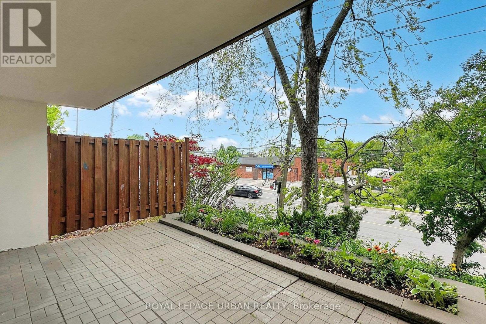 












102 - 20 SUNRISE AVENUE

,
Toronto,




Ontario
M4A2R2

