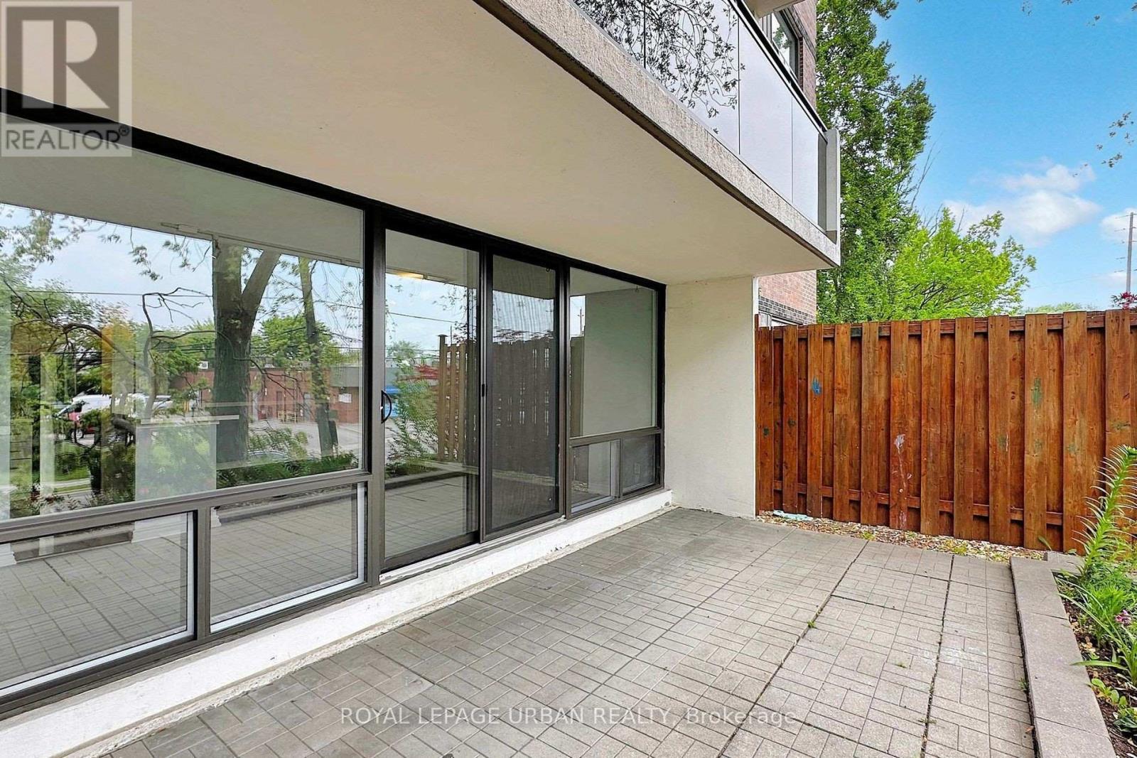 












102 - 20 SUNRISE AVENUE

,
Toronto,




Ontario
M4A2R2

