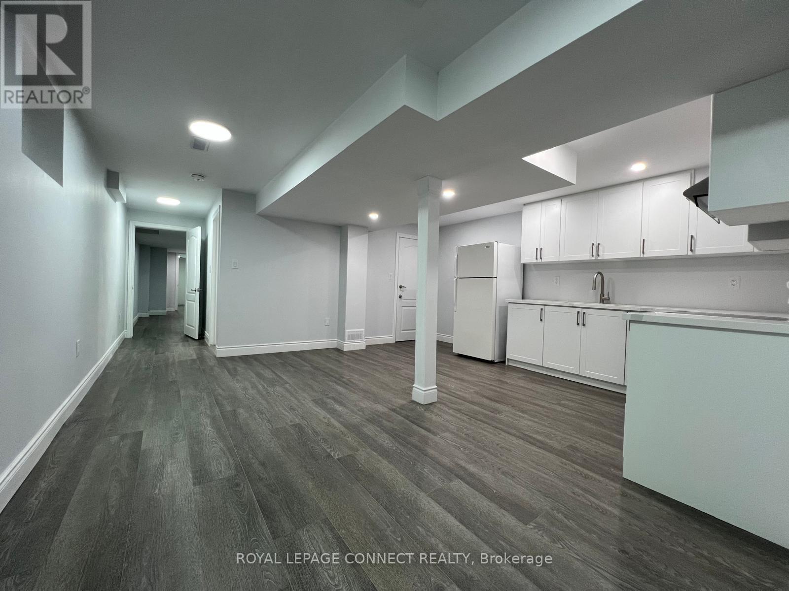 












BSMT - 8 EVANWOOD CRESCENT

,
Brampton,




Ontario
L6X0P8

