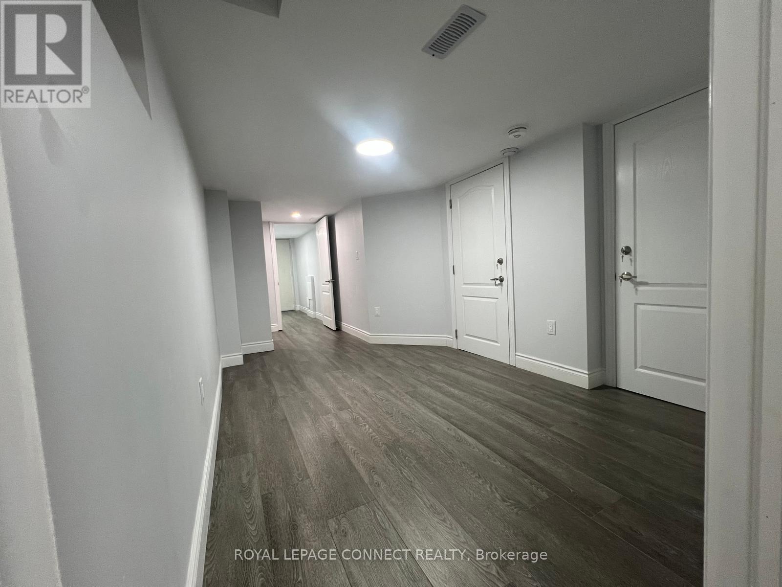 












BSMT - 8 EVANWOOD CRESCENT

,
Brampton,




Ontario
L6X0P8

