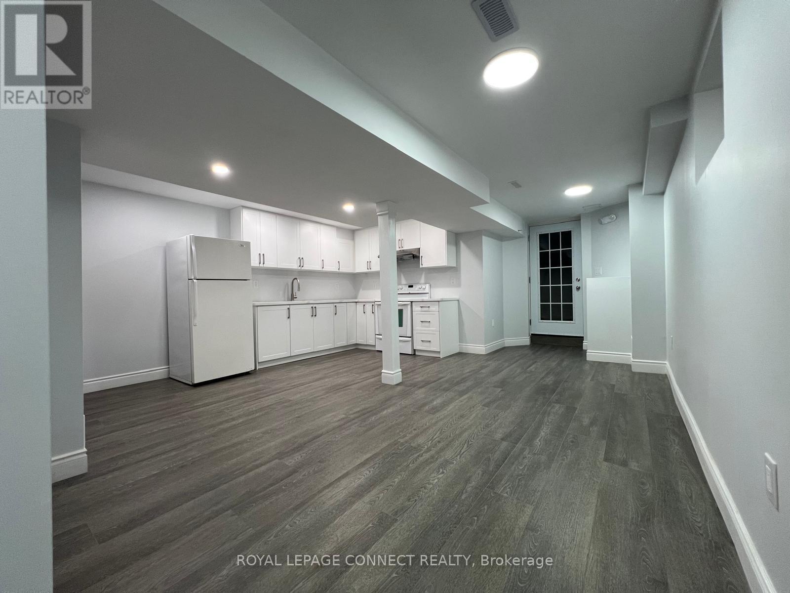 












BSMT - 8 EVANWOOD CRESCENT

,
Brampton,




Ontario
L6X0P8

