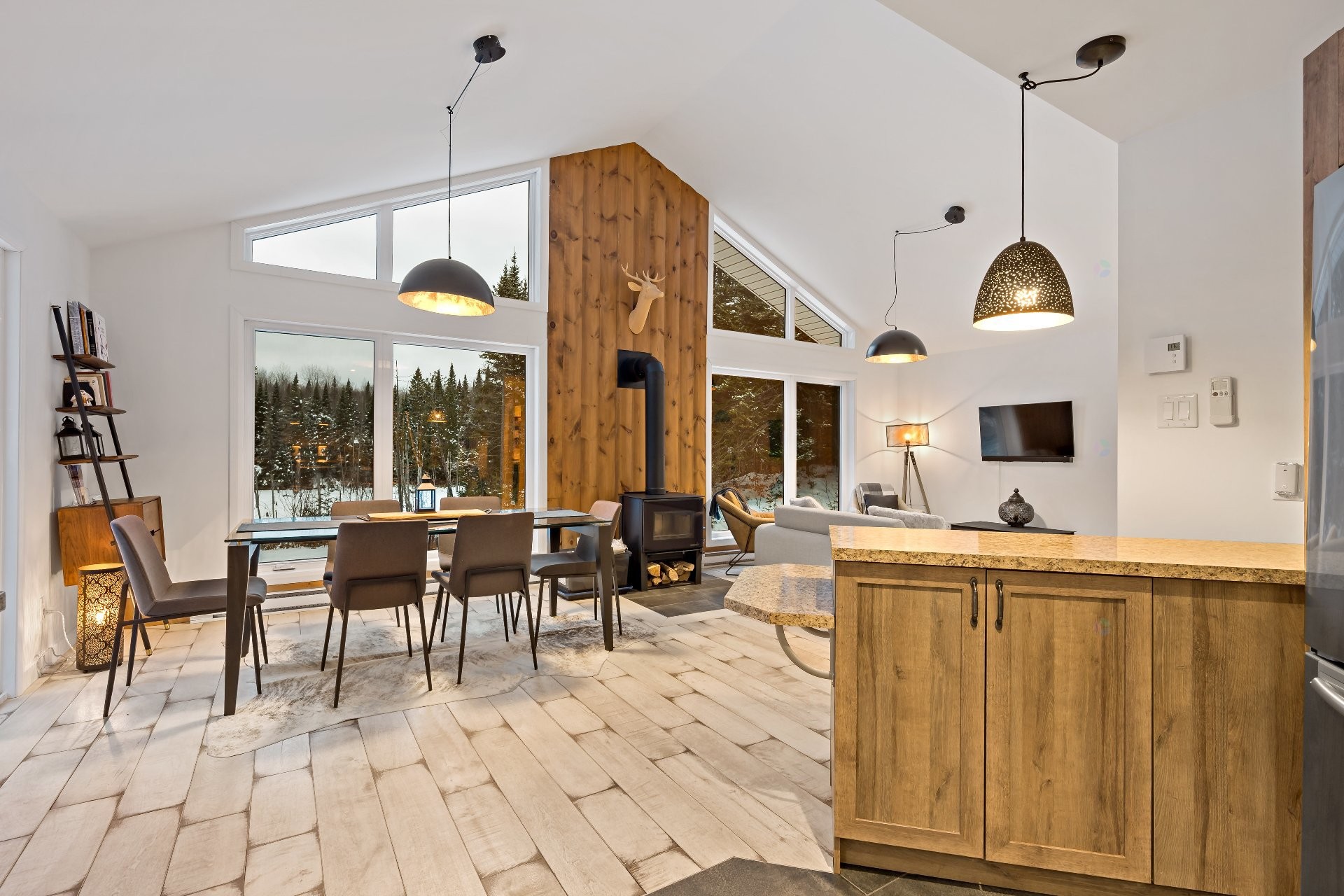 









232


Ch. des Monarques

,
Amherst,




QC
J0T2L0

