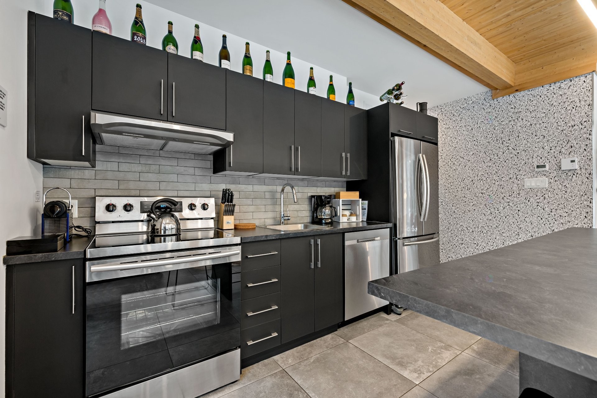 









161


Ch. du Retour-aux-Sources

,
Amherst,




QC
J0T2L0

