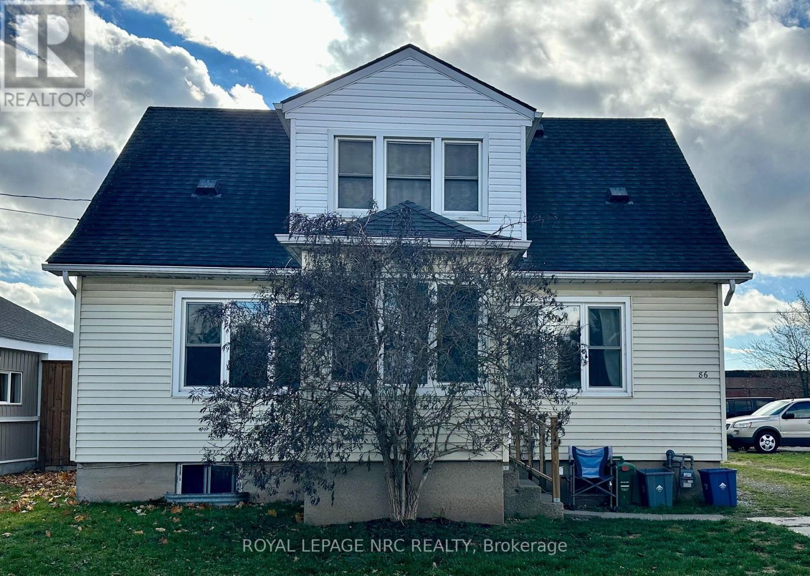 












86 IDYLEWYLDE STREET

,
Fort Erie (Central),




Ontario
L2A2L9

