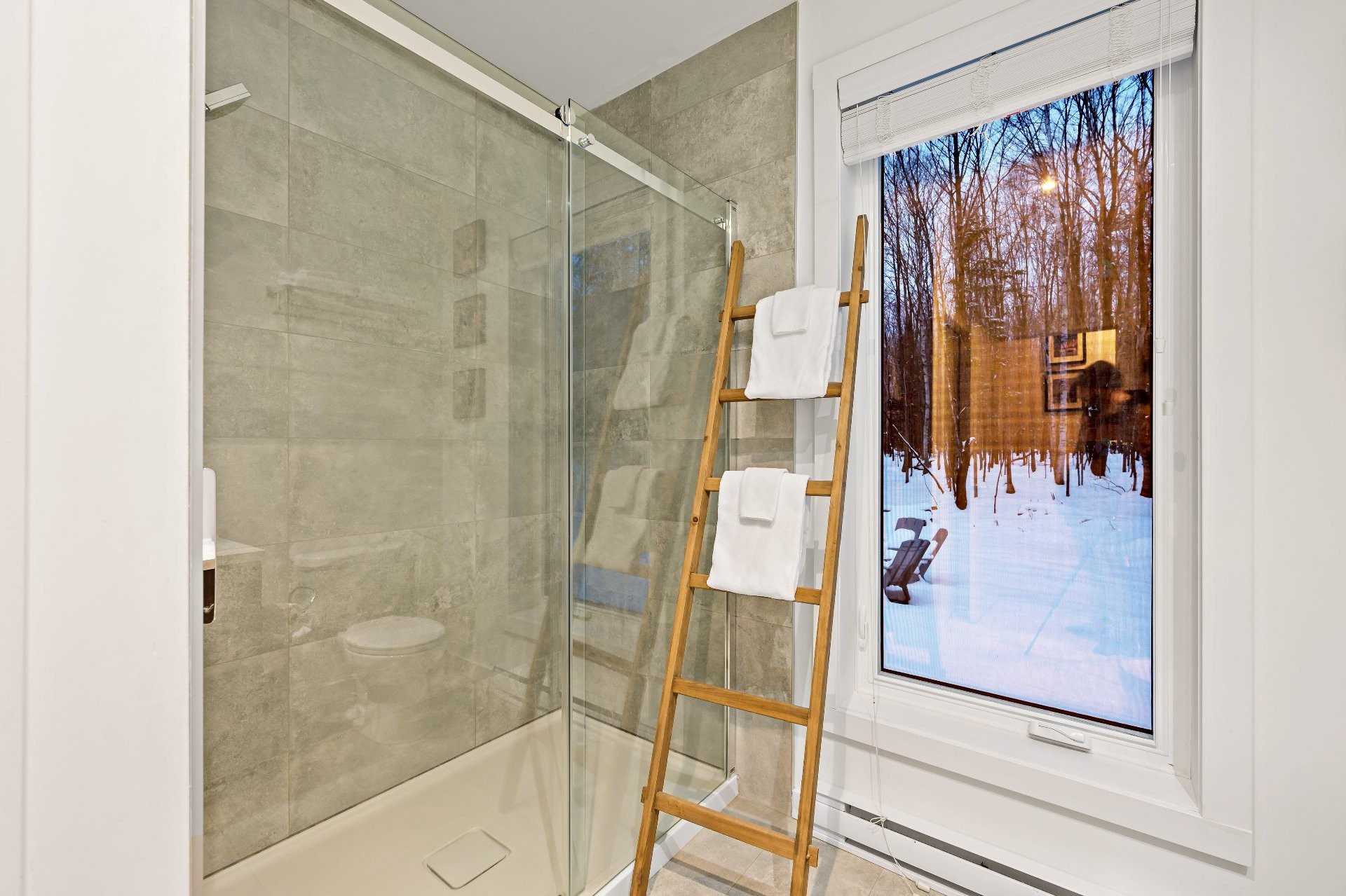 









171


Ch. du Retour-aux-Sources

,
Amherst,




QC
J0T2L0

