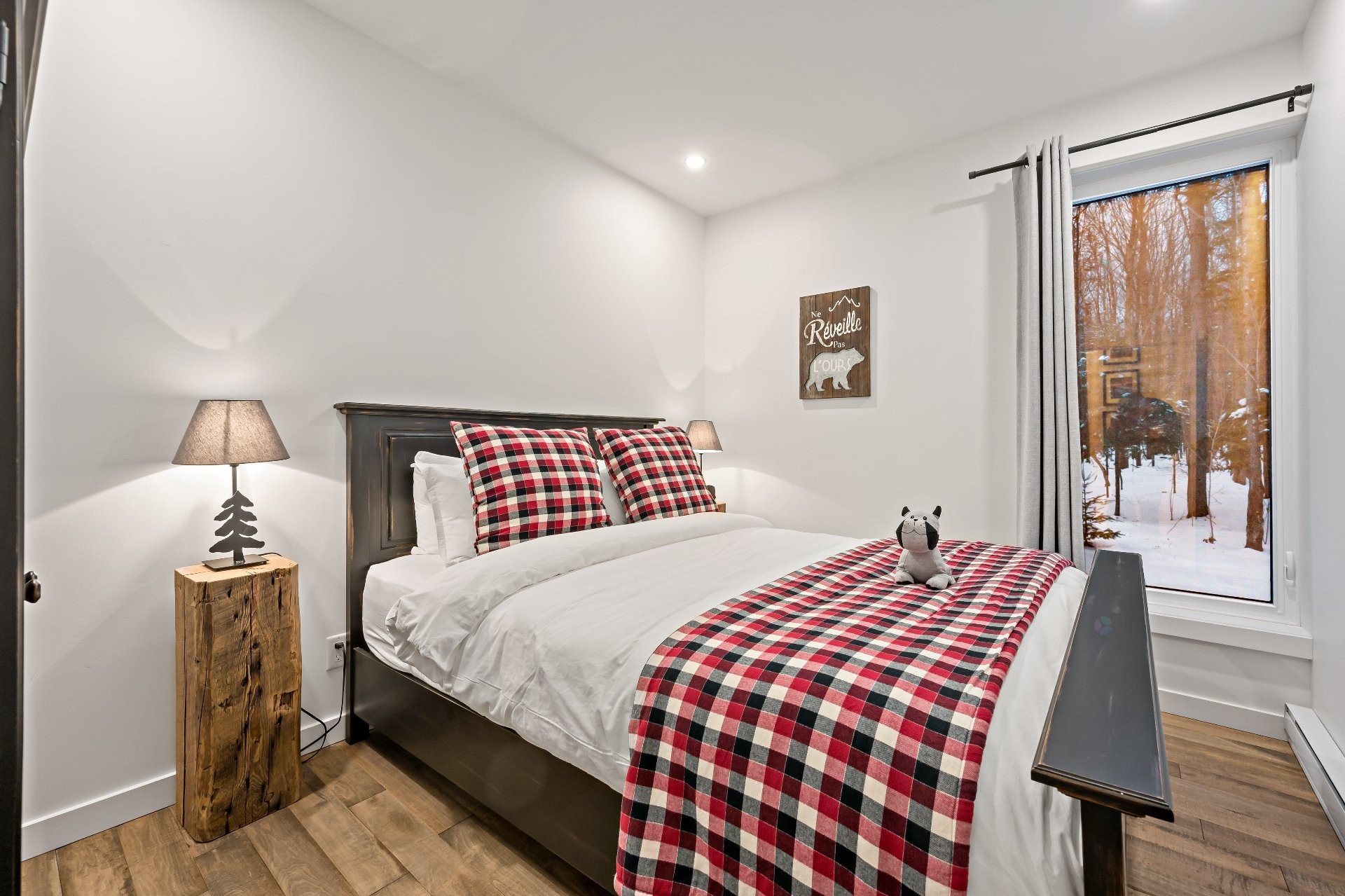 









171


Ch. du Retour-aux-Sources

,
Amherst,




QC
J0T2L0

