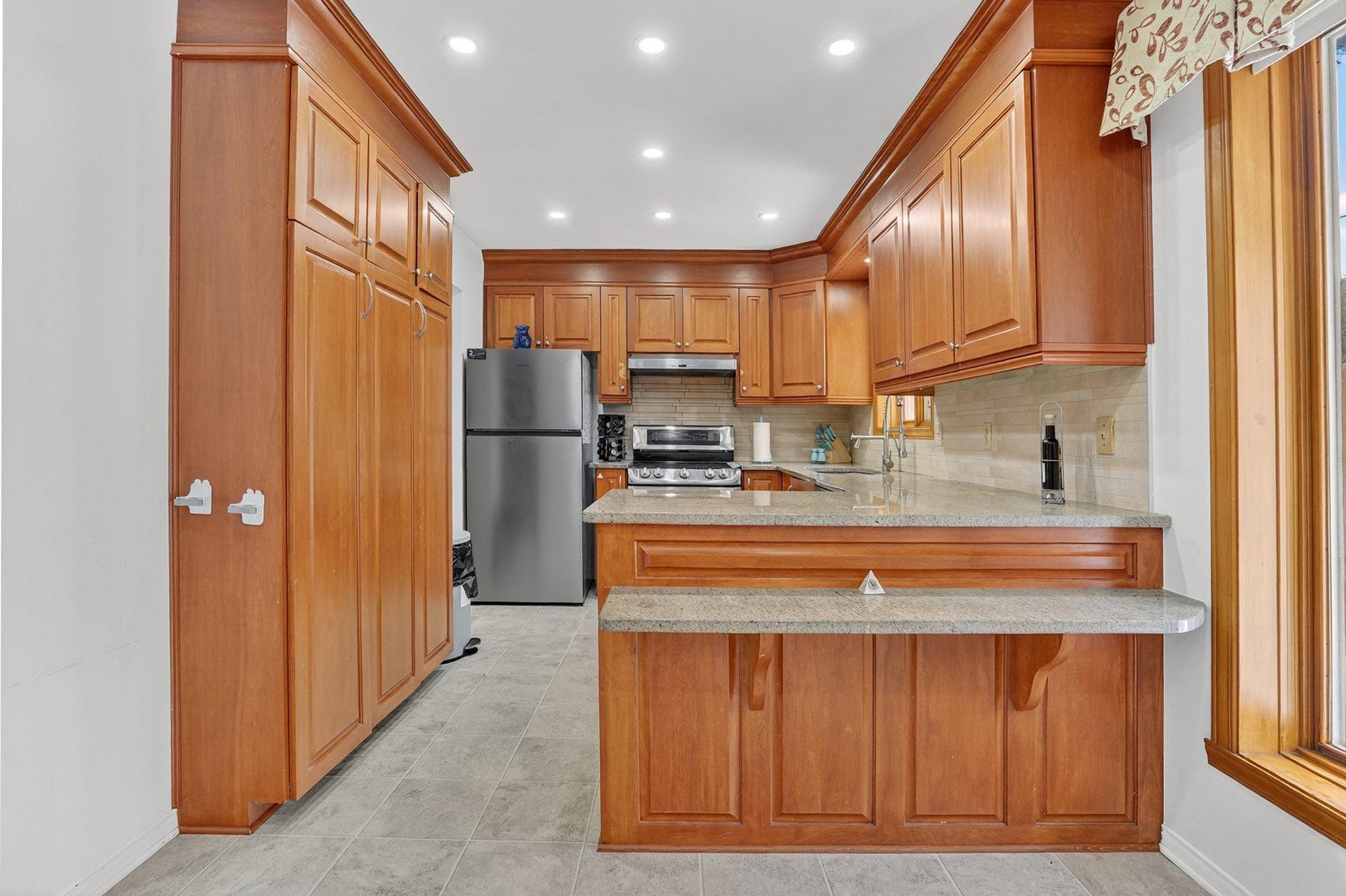 









560


Rue Maugue

,
Montréal (L'Île-Bizard/Sainte-Geneviève),




QC
H9C2T4

