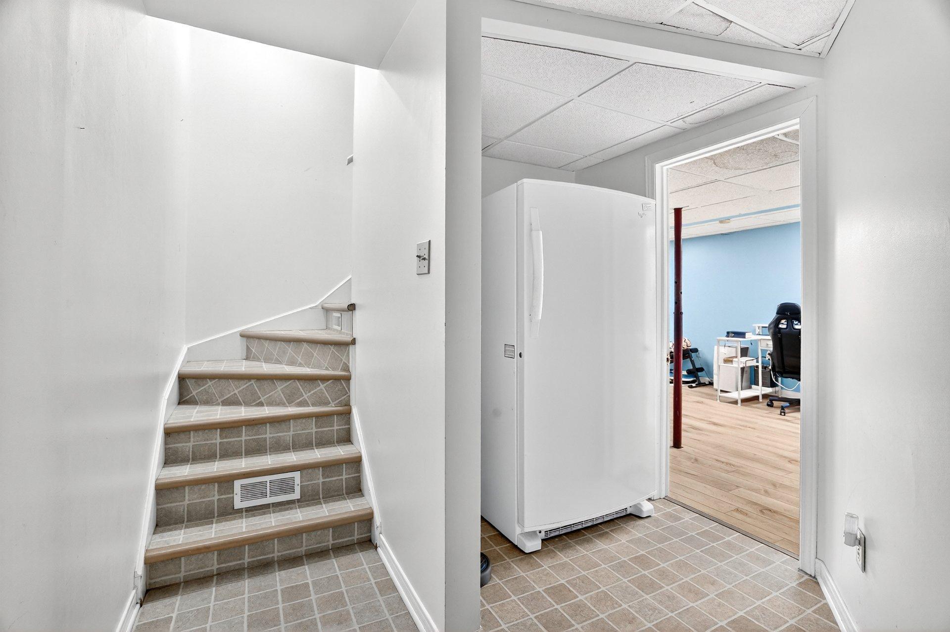 









560


Rue Maugue

,
Montréal (L'Île-Bizard/Sainte-Geneviève),




QC
H9C2T4

