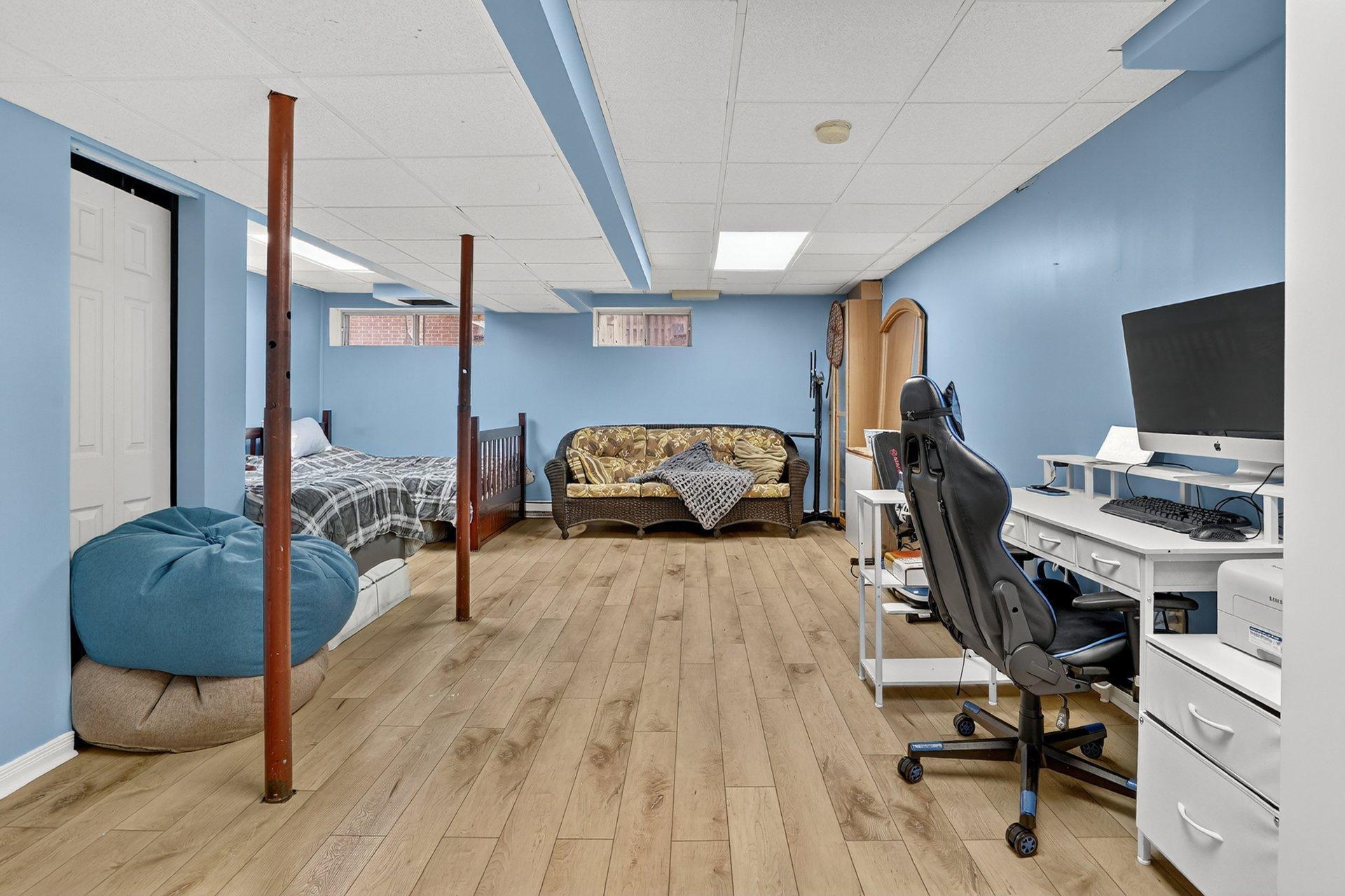 









560


Rue Maugue

,
Montréal (L'Île-Bizard/Sainte-Geneviève),




QC
H9C2T4

