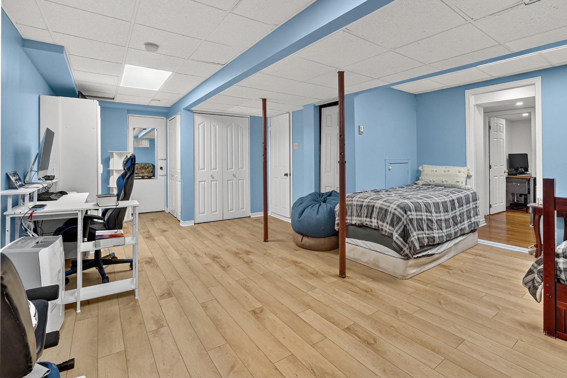 









560


Rue Maugue

,
Montréal (L'Île-Bizard/Sainte-Geneviève),




QC
H9C2T4

