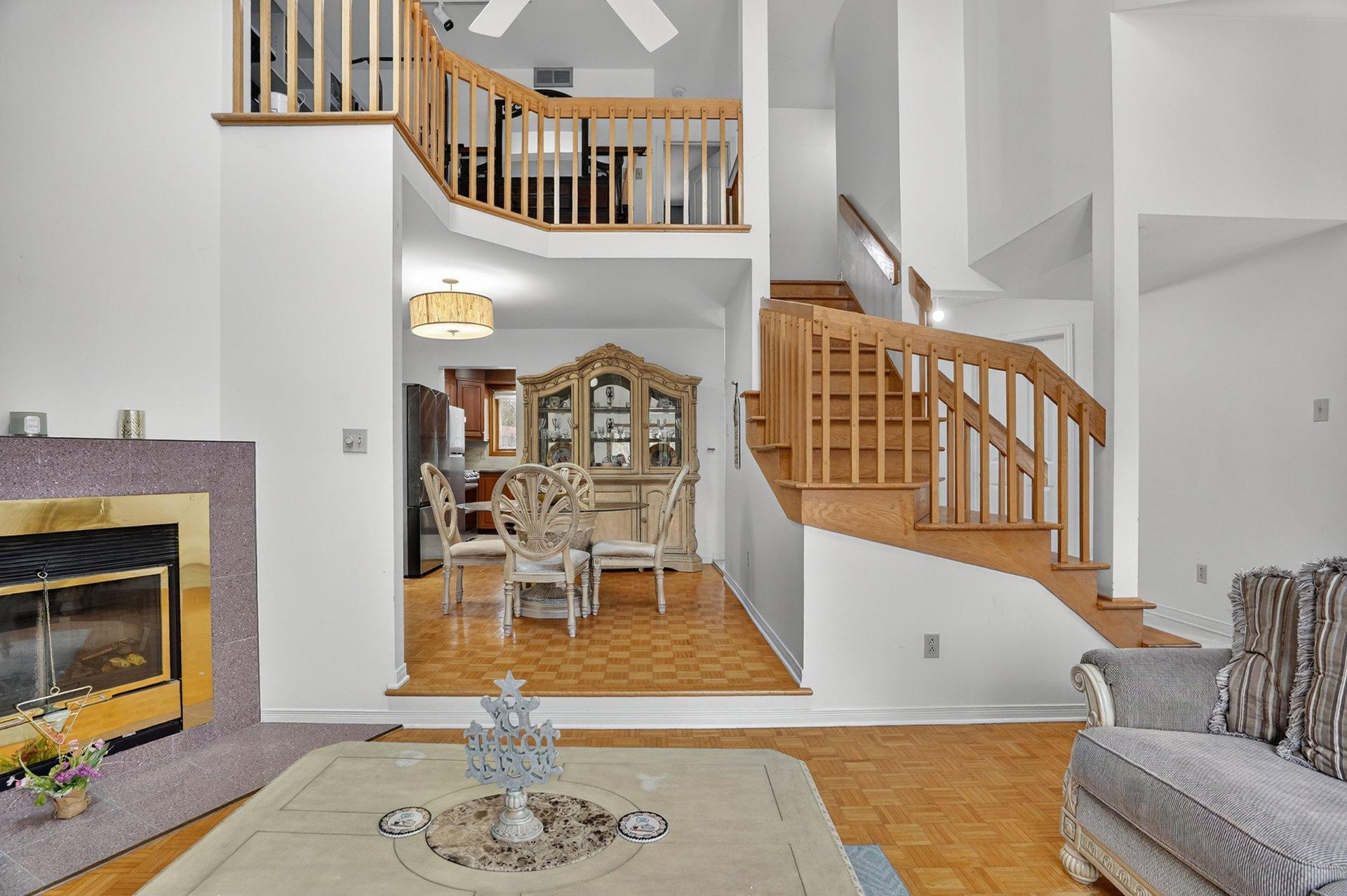 









560


Rue Maugue

,
Montréal (L'Île-Bizard/Sainte-Geneviève),




QC
H9C2T4

